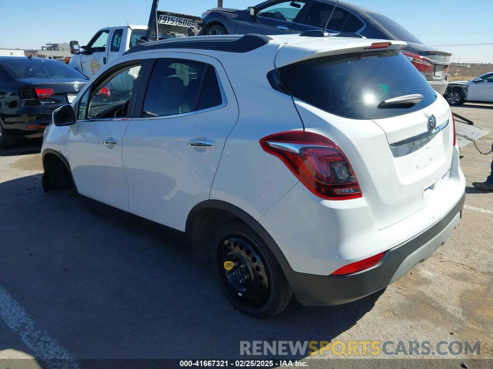 3 Фотография поврежденного автомобиля KL4CJASB3LB028117 BUICK ENCORE 2020