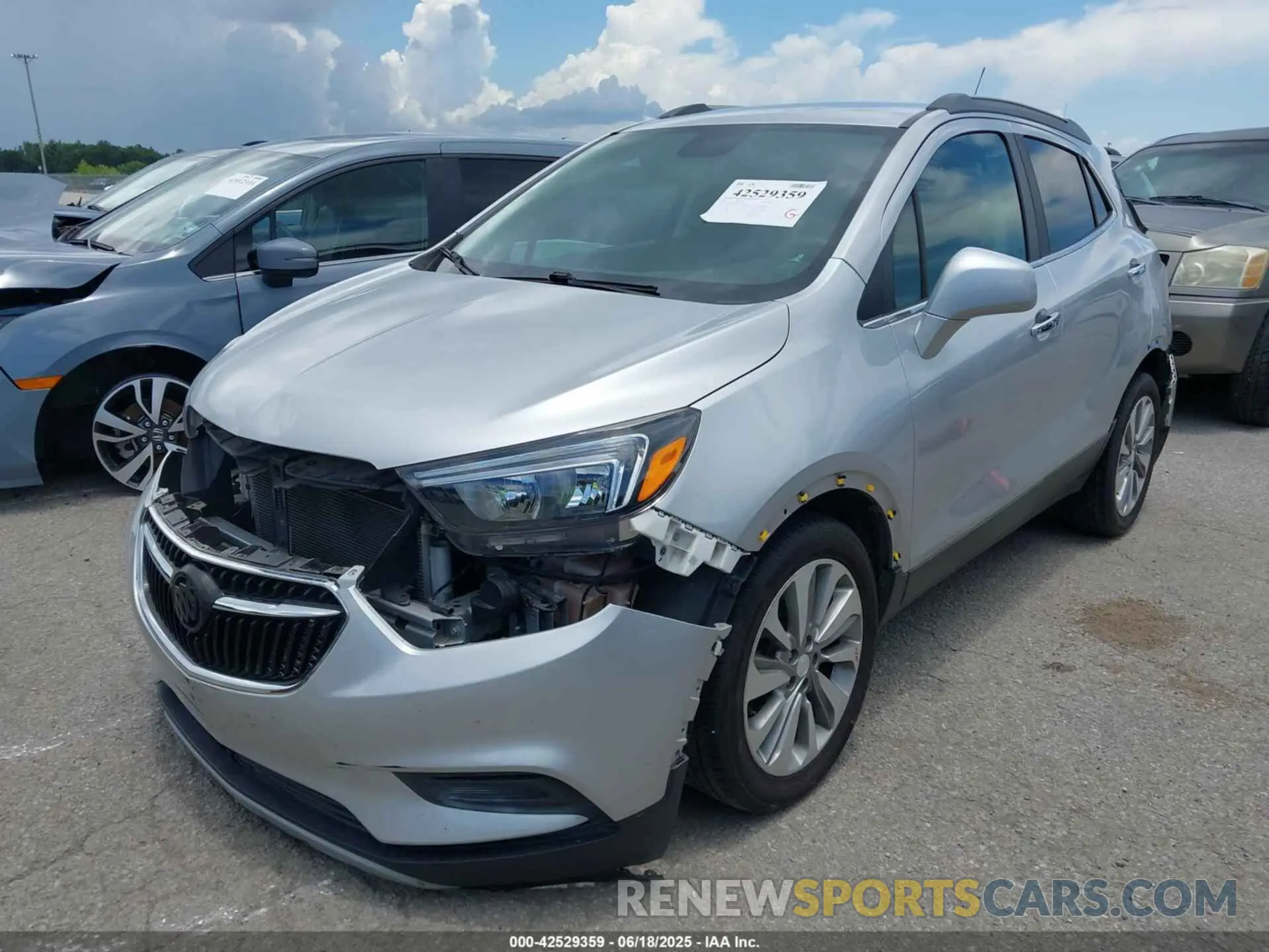 2 Фотография поврежденного автомобиля KL4CJASB4LB013013 BUICK ENCORE 2020