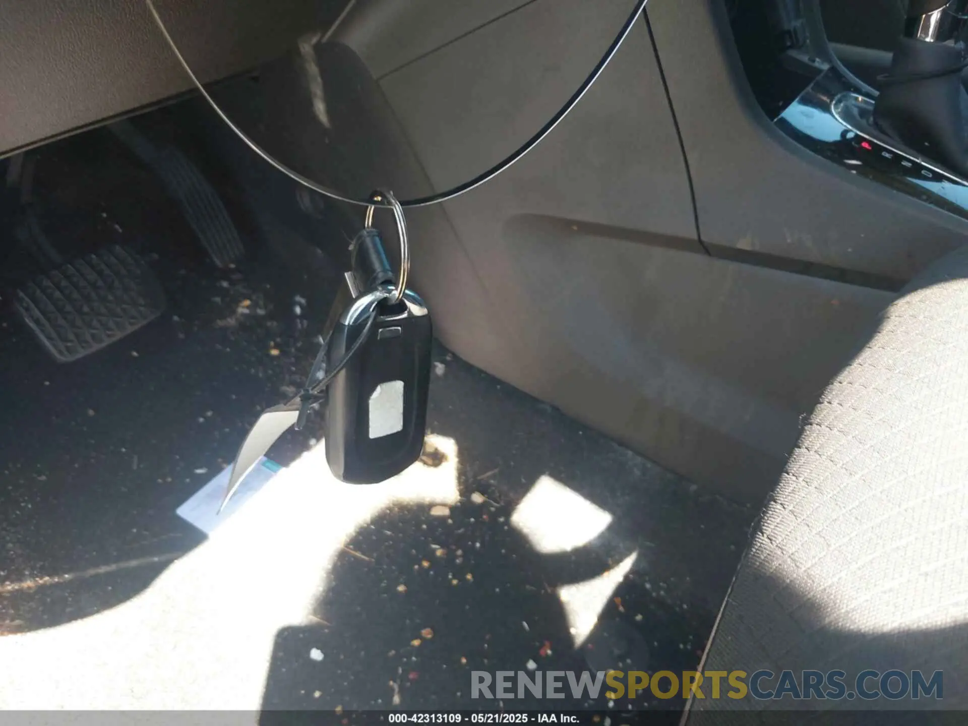 11 Фотография поврежденного автомобиля KL4CJASB4LB092280 BUICK ENCORE 2020