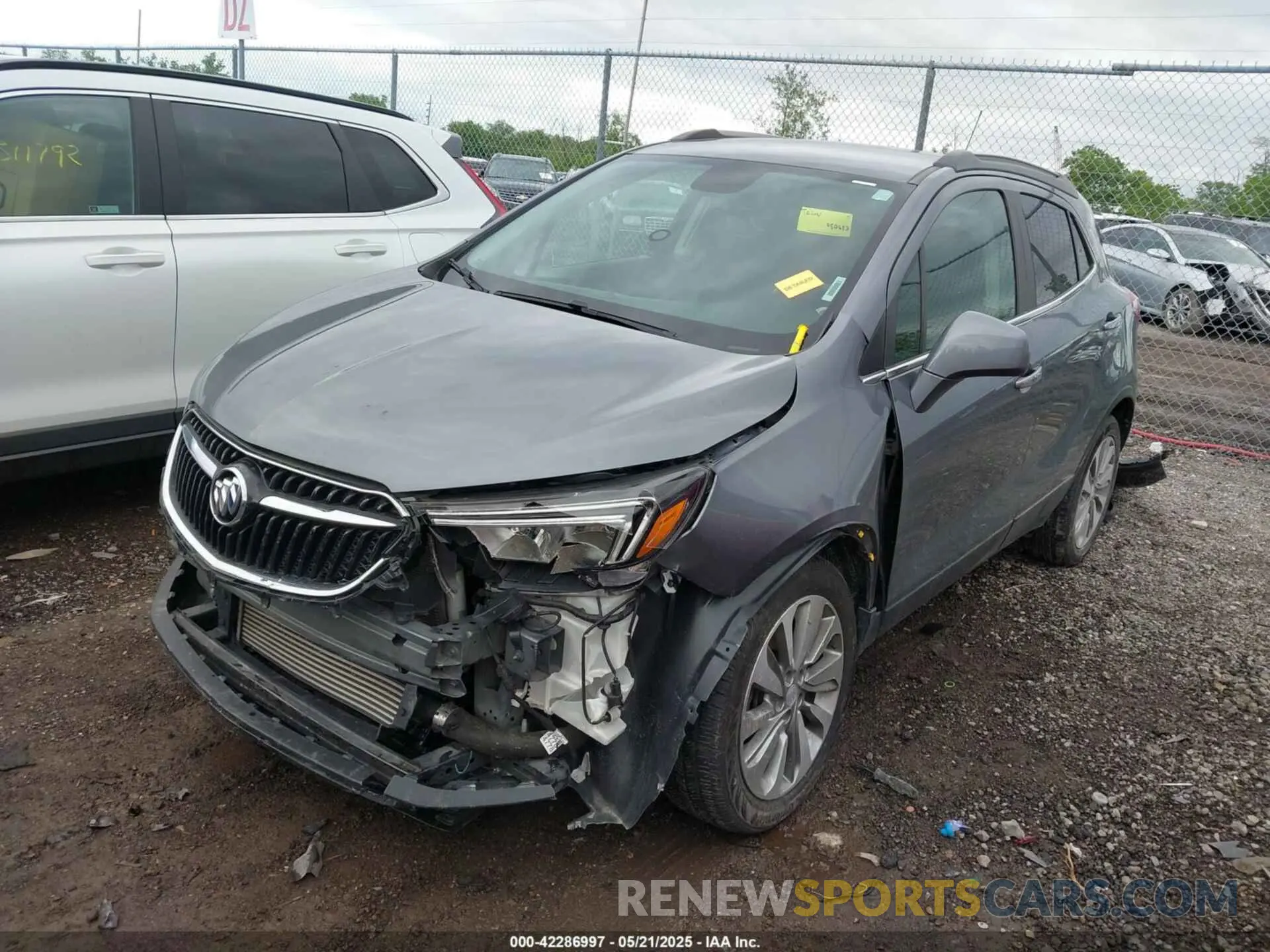 2 Фотография поврежденного автомобиля KL4CJASB6LB005415 BUICK ENCORE 2020