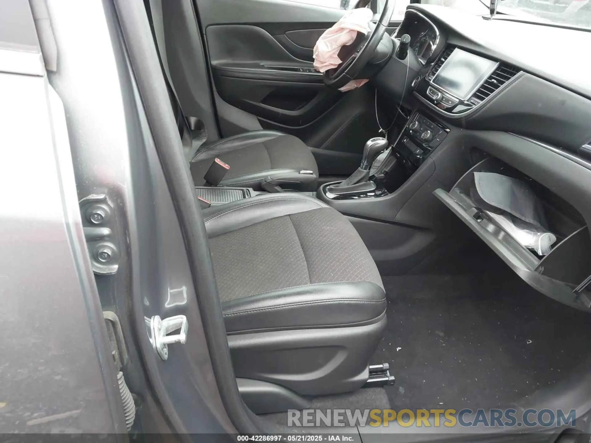 5 Фотография поврежденного автомобиля KL4CJASB6LB005415 BUICK ENCORE 2020