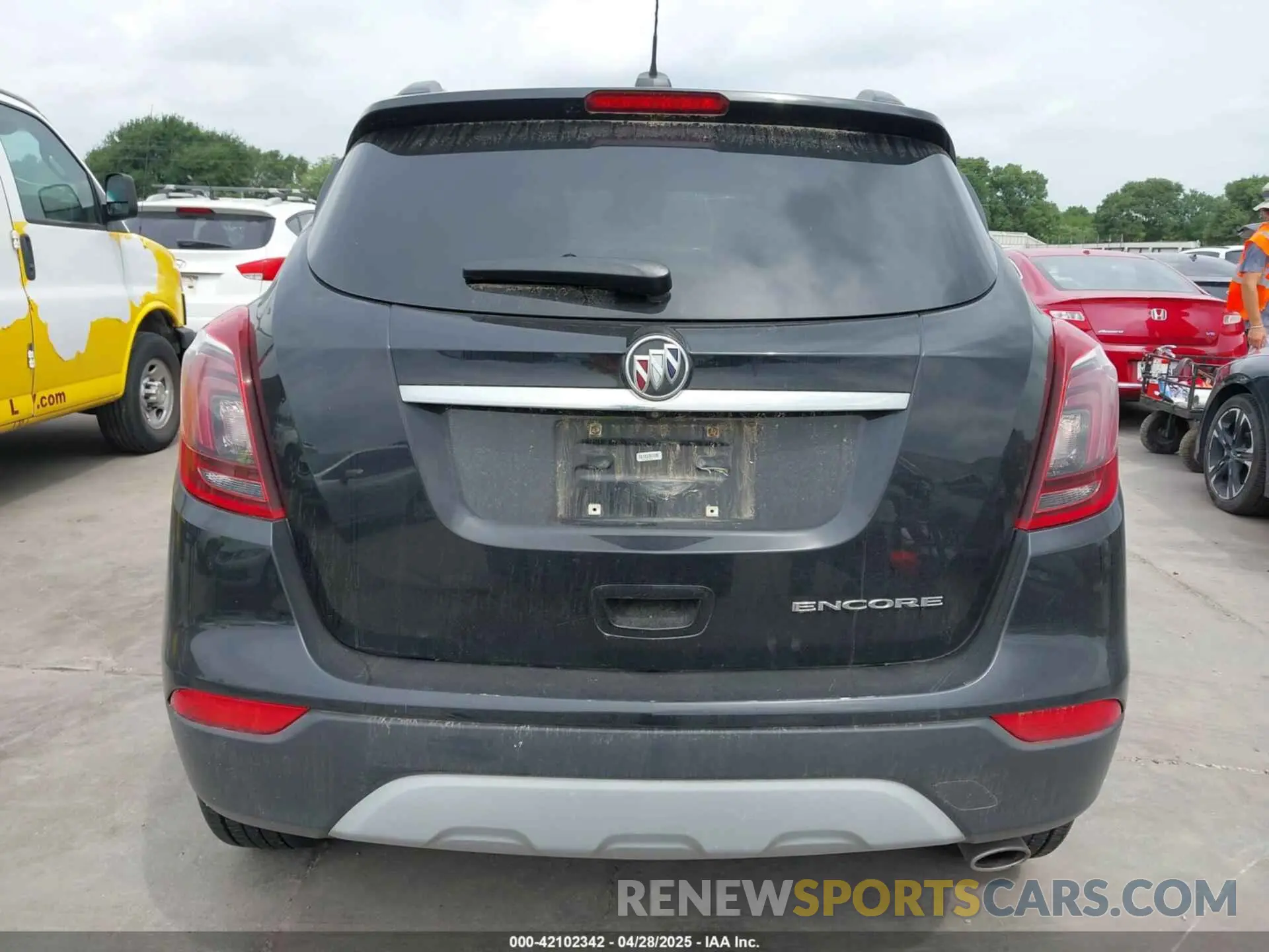 16 Photograph of a damaged car KL4CJASB7LB024555 BUICK ENCORE 2020