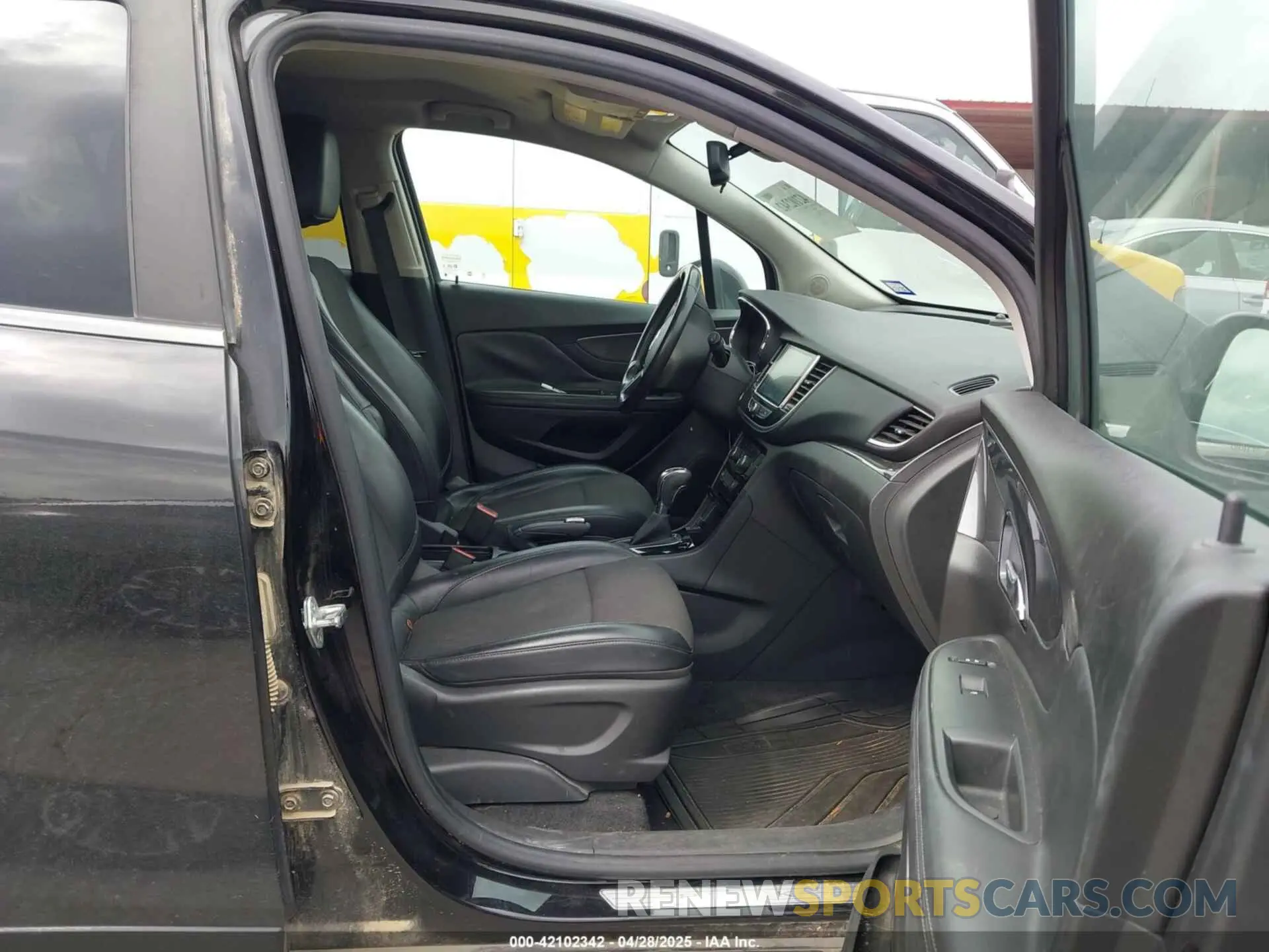 5 Photograph of a damaged car KL4CJASB7LB024555 BUICK ENCORE 2020