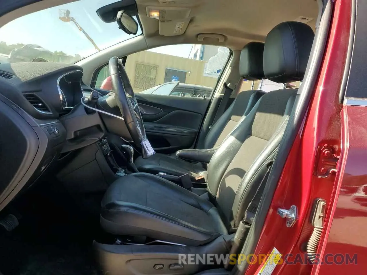 7 Фотография поврежденного автомобиля KL4CJASB8LB023575 BUICK ENCORE 2020