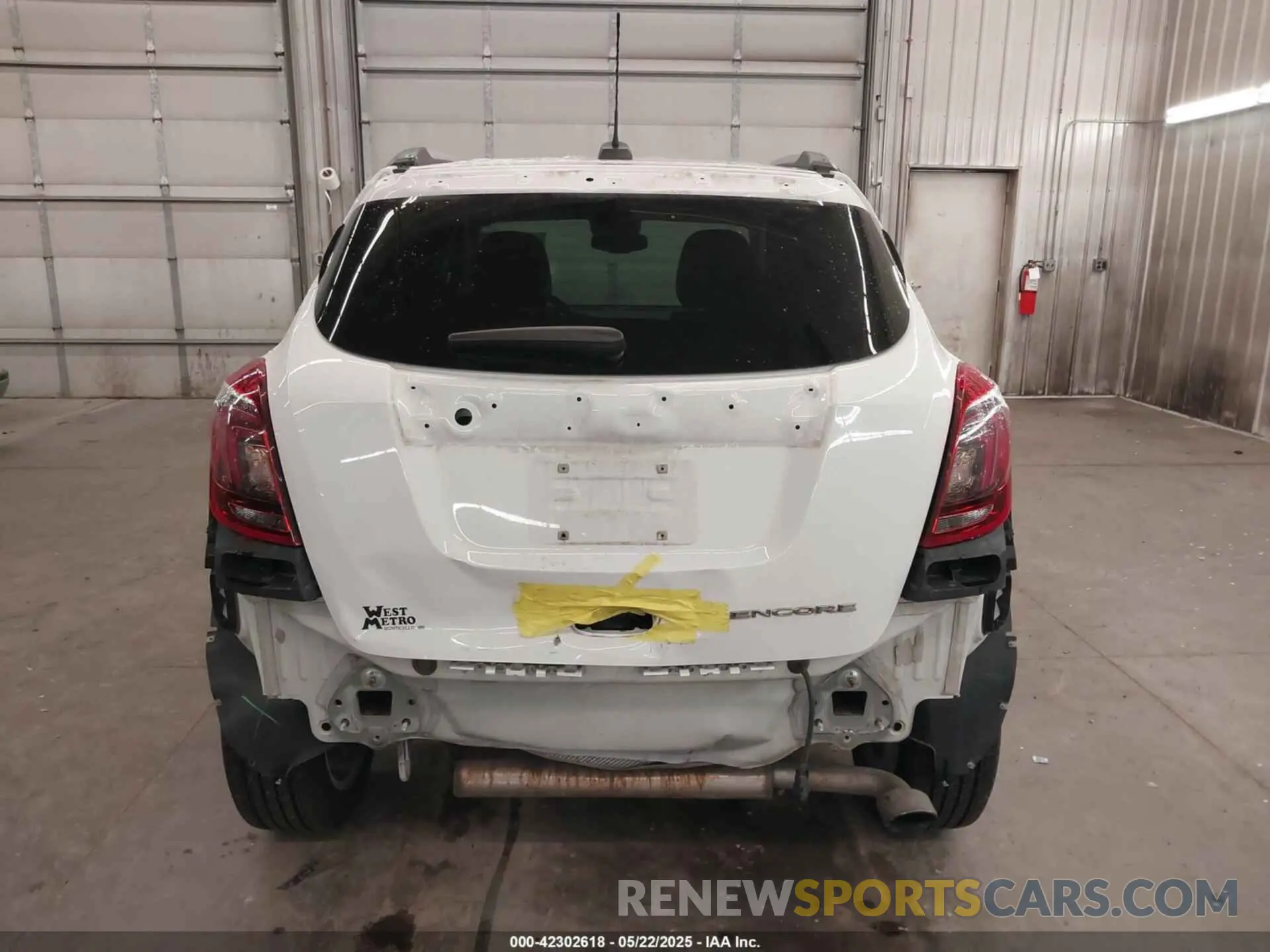 17 Photograph of a damaged car KL4CJASBXLB050566 BUICK ENCORE 2020