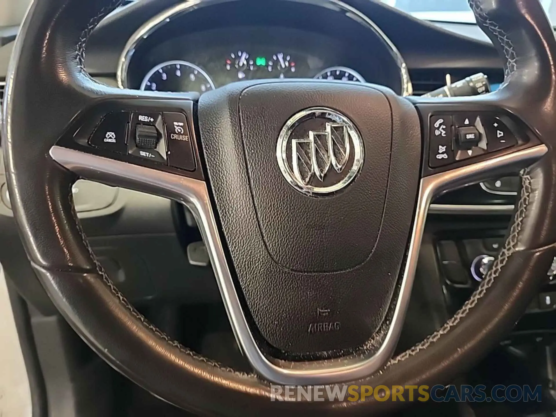 3 Фотография поврежденного автомобиля KL4CJASBXLB061650 BUICK ENCORE 2020