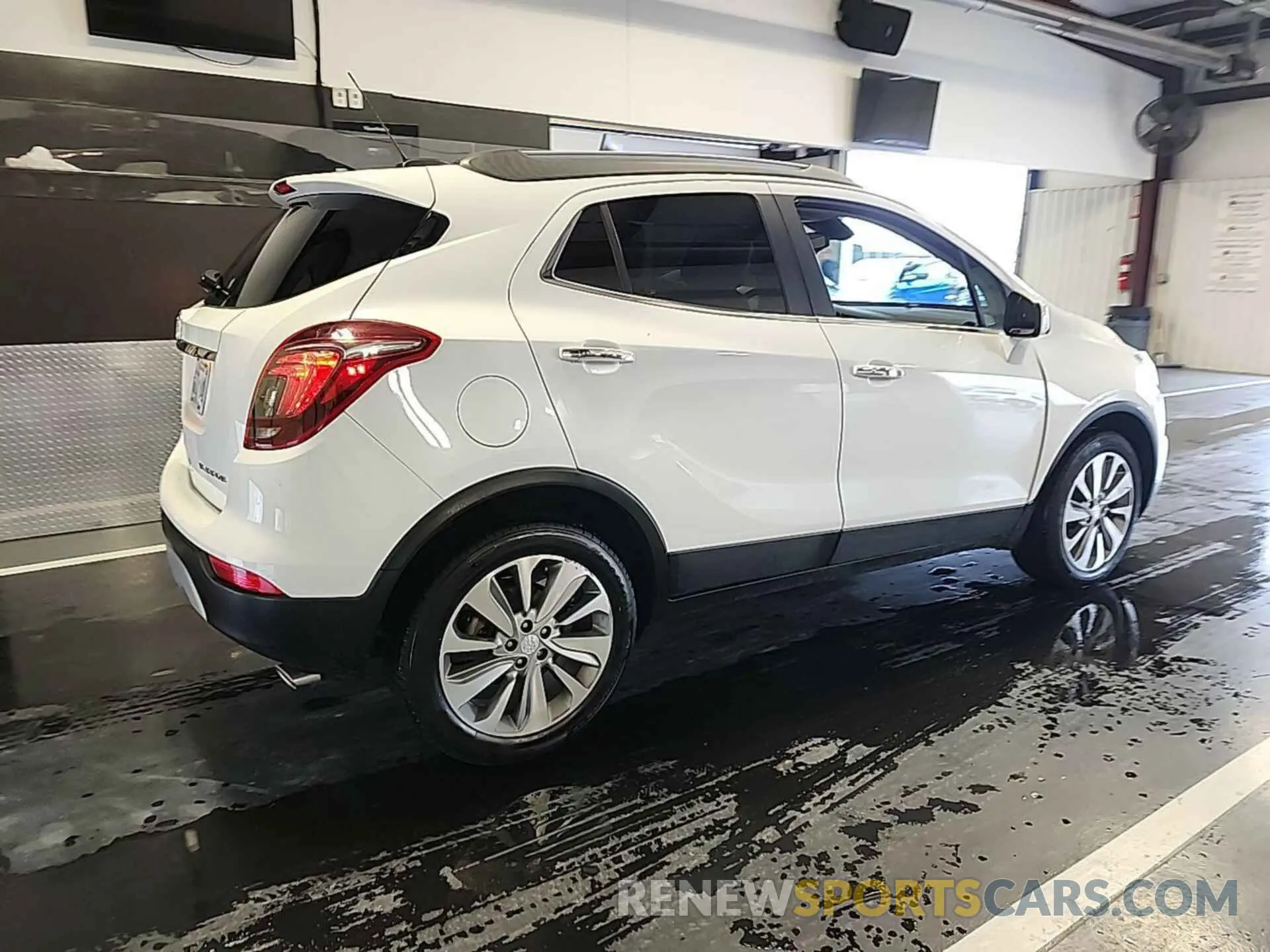 30 Фотография поврежденного автомобиля KL4CJASBXLB061650 BUICK ENCORE 2020