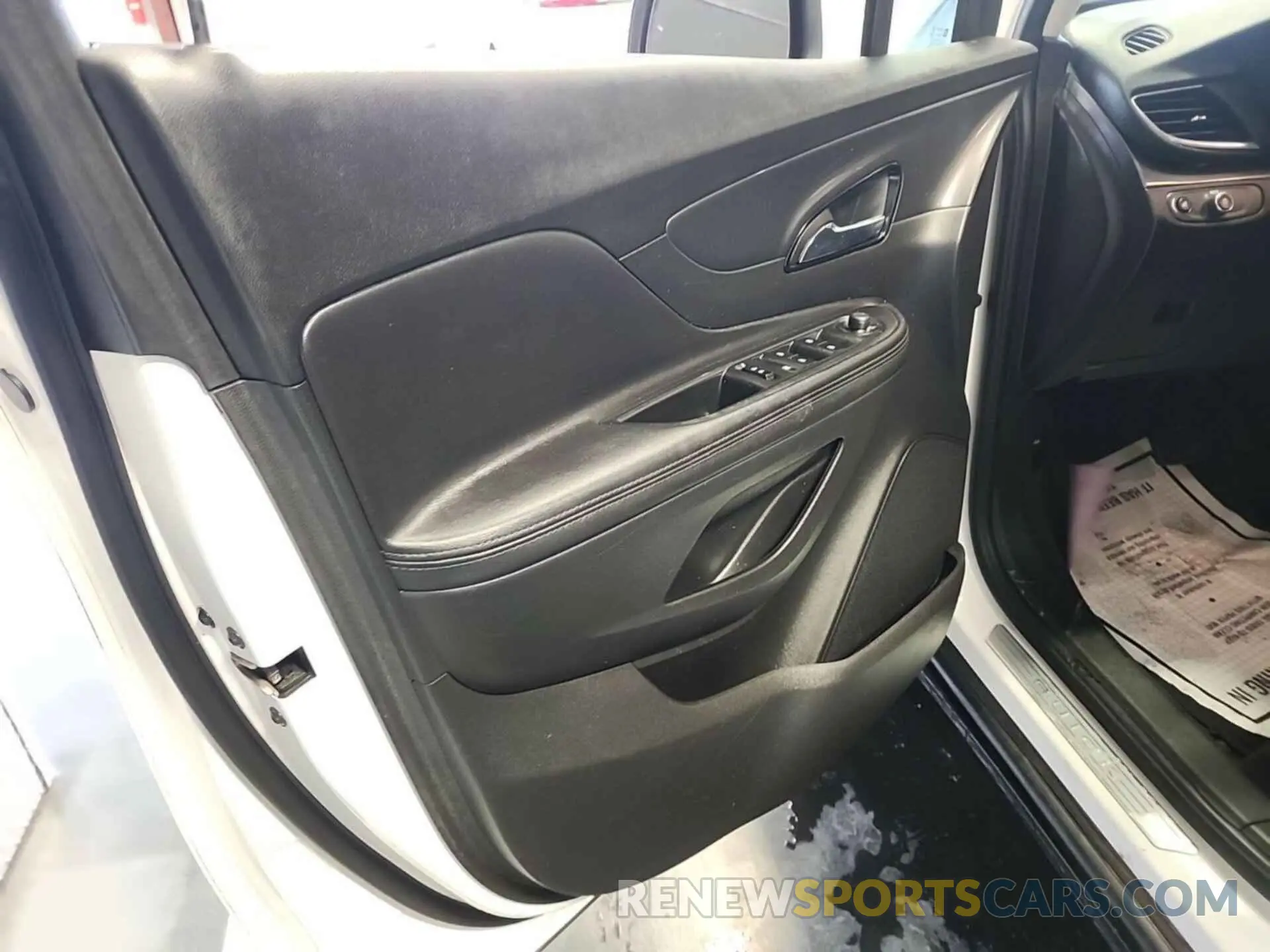 4 Фотография поврежденного автомобиля KL4CJASBXLB061650 BUICK ENCORE 2020