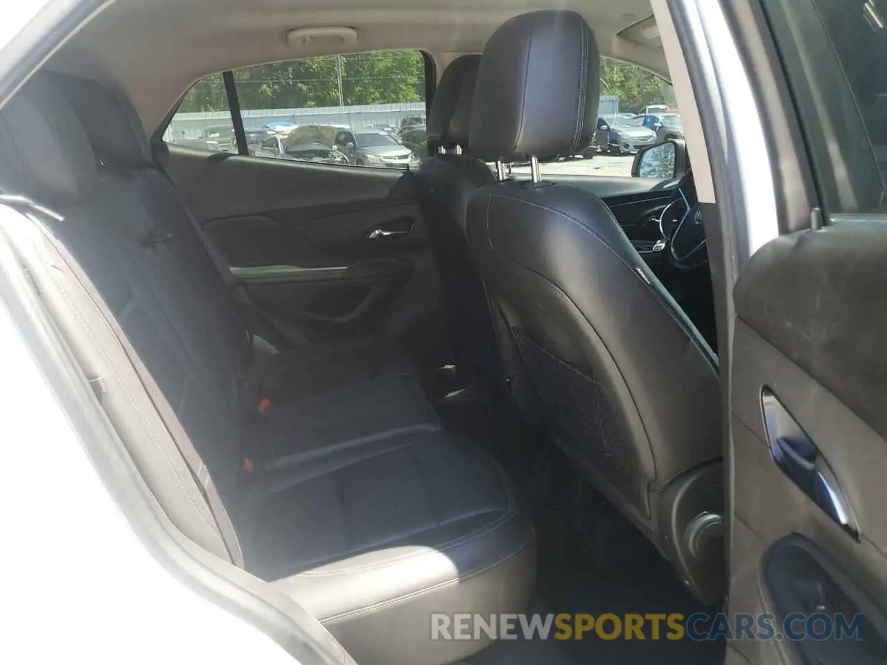 10 Photograph of a damaged car KL4CJCSB9LB055902 BUICK ENCORE 2020