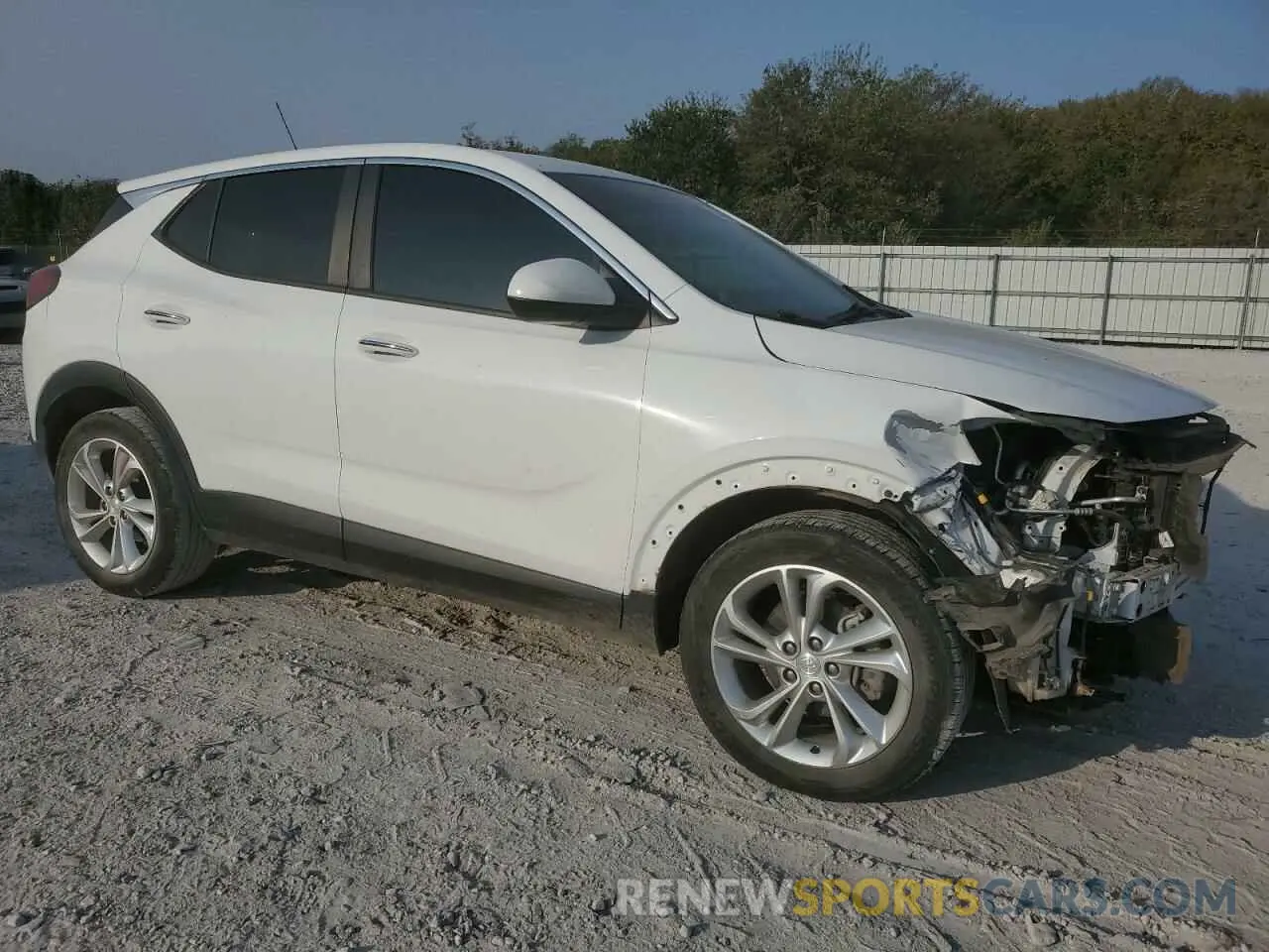4 Photograph of a damaged car KL4MMBS29LB081633 BUICK ENCORE 2020