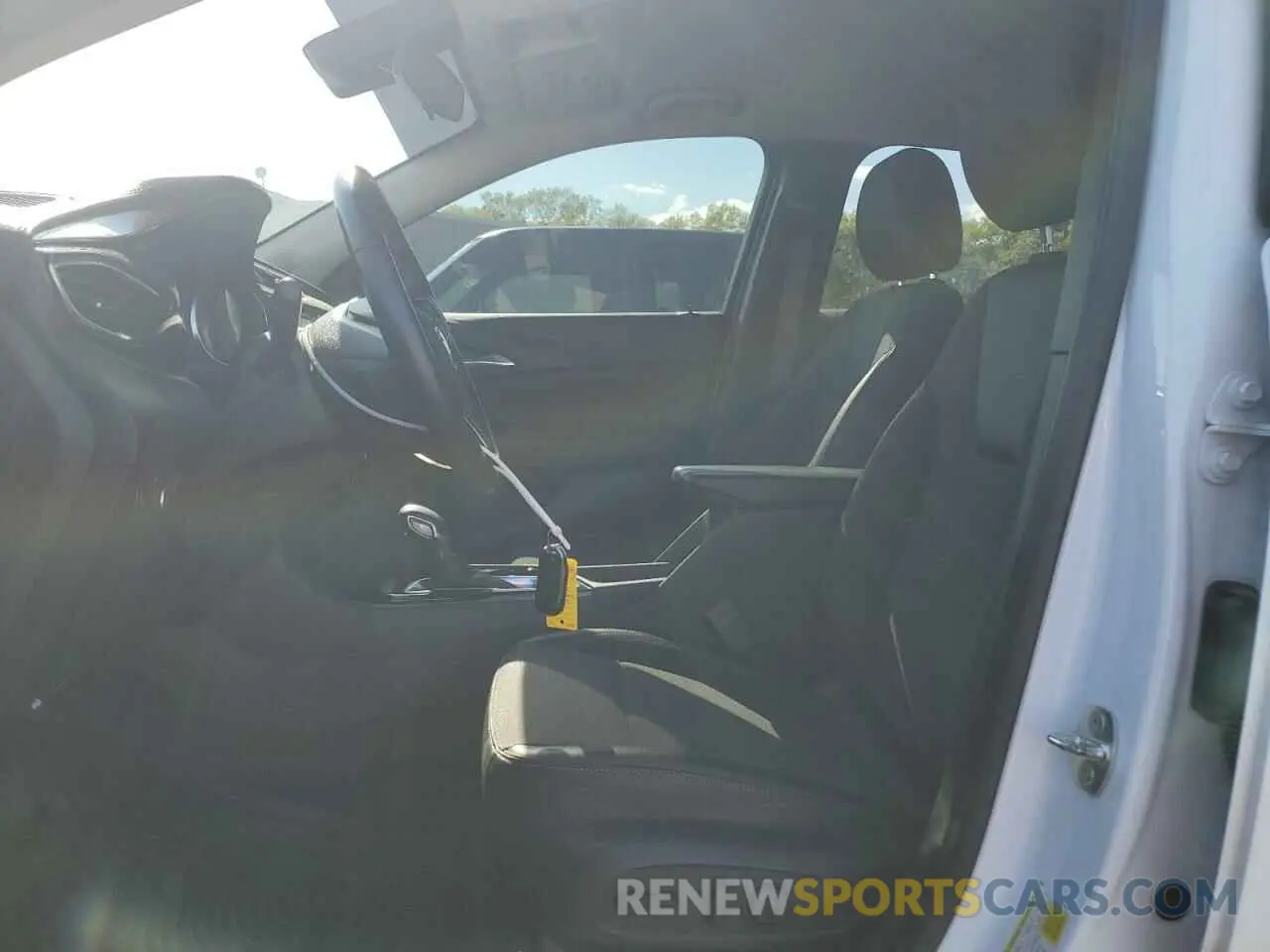 7 Photograph of a damaged car KL4MMCSLXLB106991 BUICK ENCORE 2020