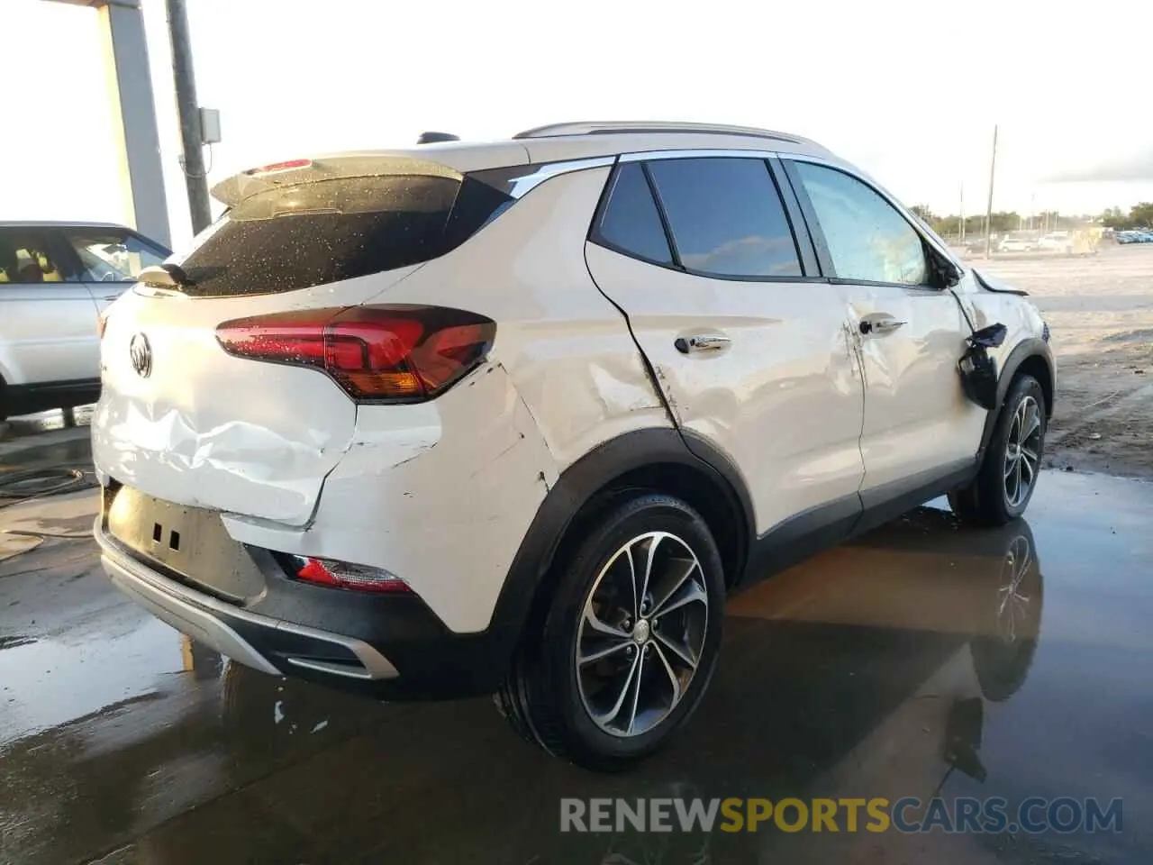 3 Фотография поврежденного автомобиля KL4MMDS20LB071679 BUICK ENCORE 2020