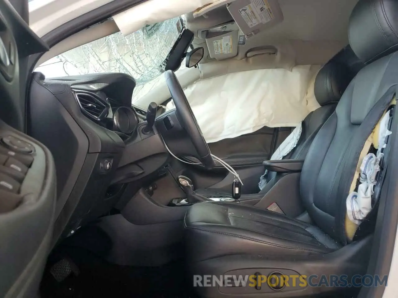 7 Фотография поврежденного автомобиля KL4MMDS20LB071679 BUICK ENCORE 2020