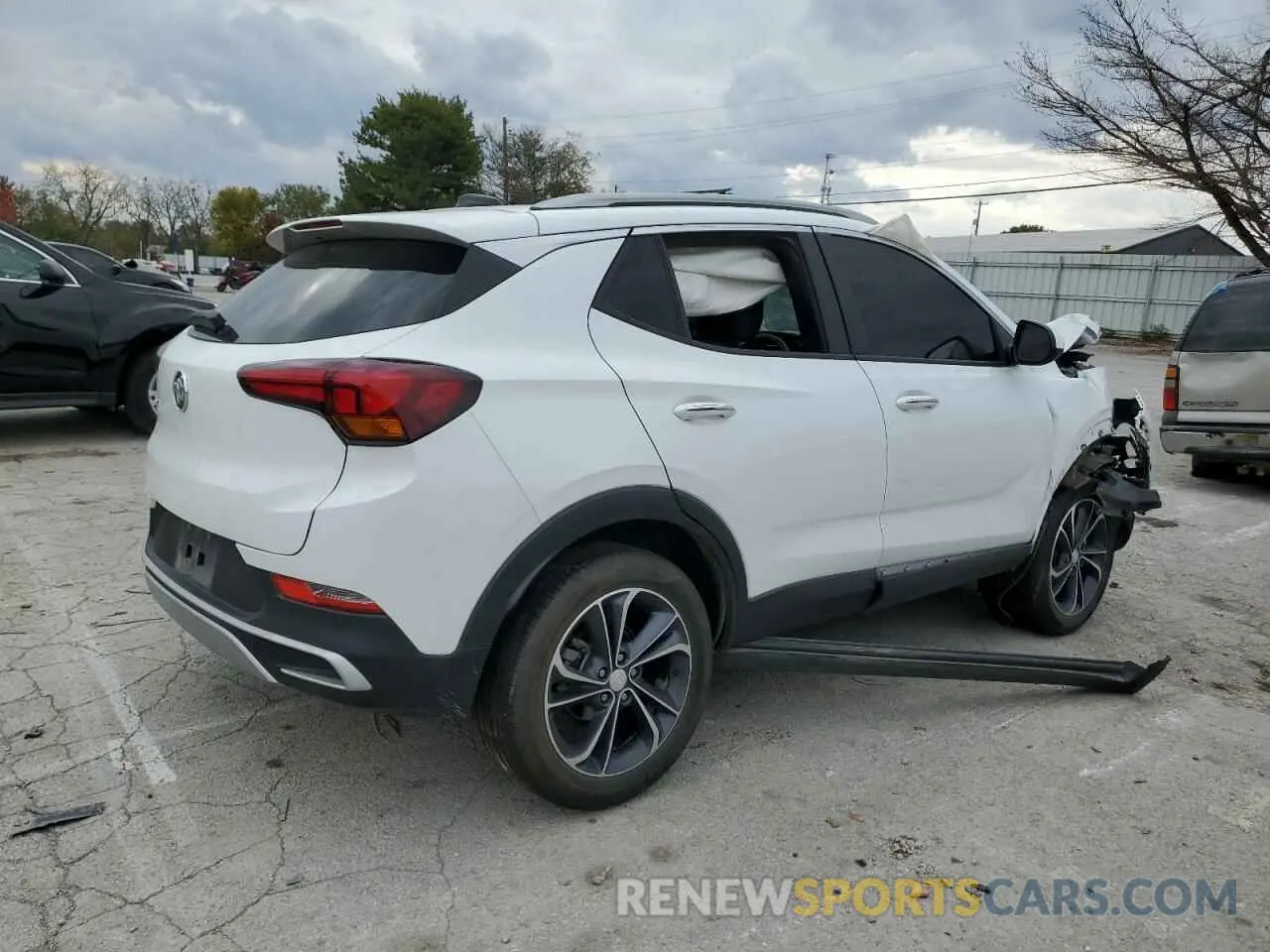 3 Фотография поврежденного автомобиля KL4MMDS25LB131648 BUICK ENCORE 2020