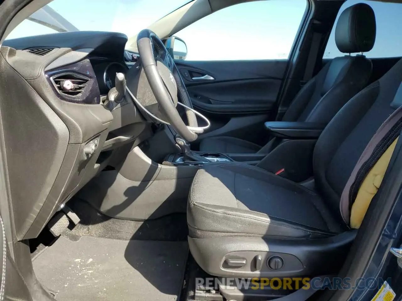 7 Фотография поврежденного автомобиля KL4MMDSLXLB123196 BUICK ENCORE 2020