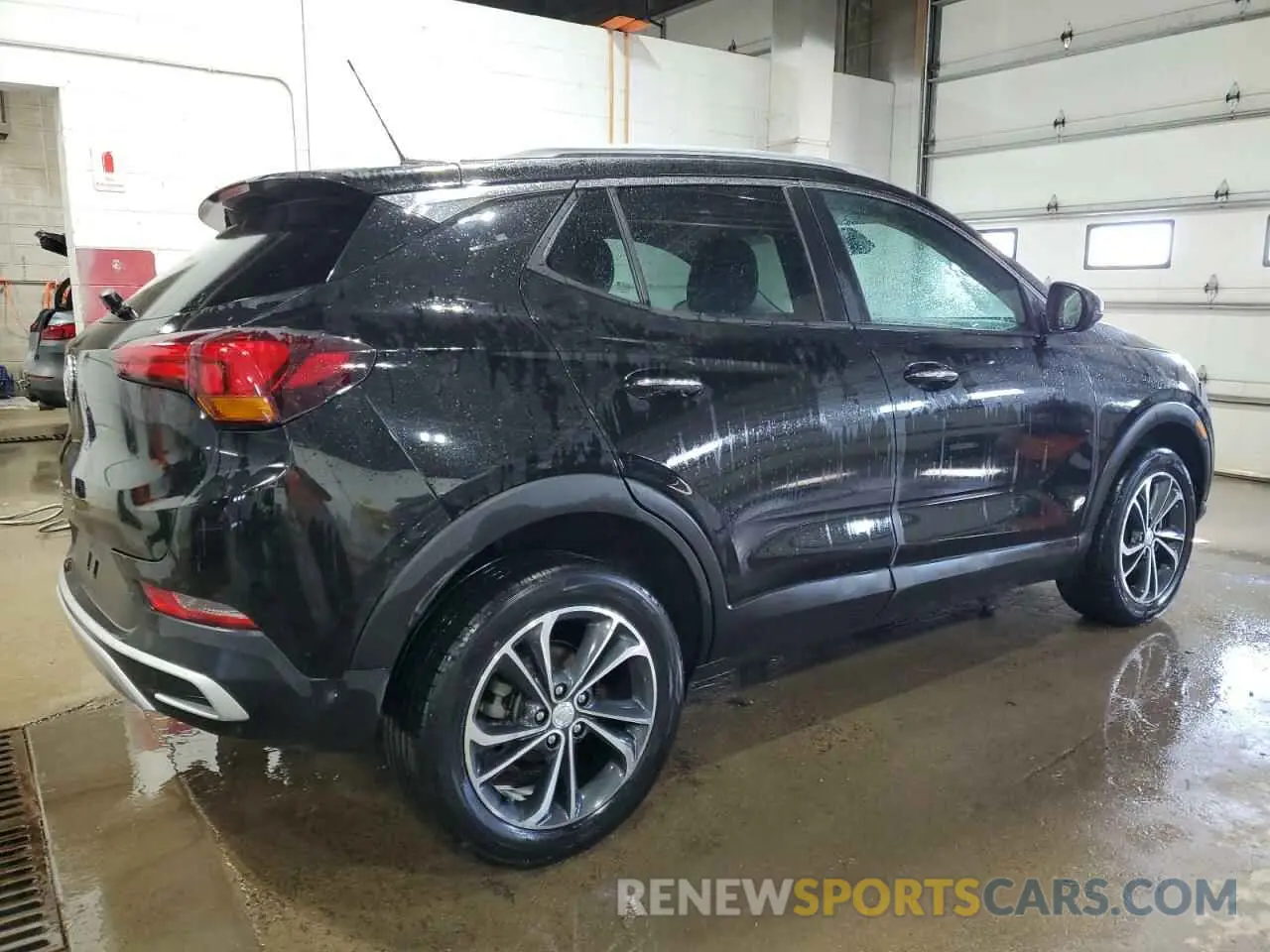 3 Фотография поврежденного автомобиля KL4MMESL0LB107823 BUICK ENCORE 2020