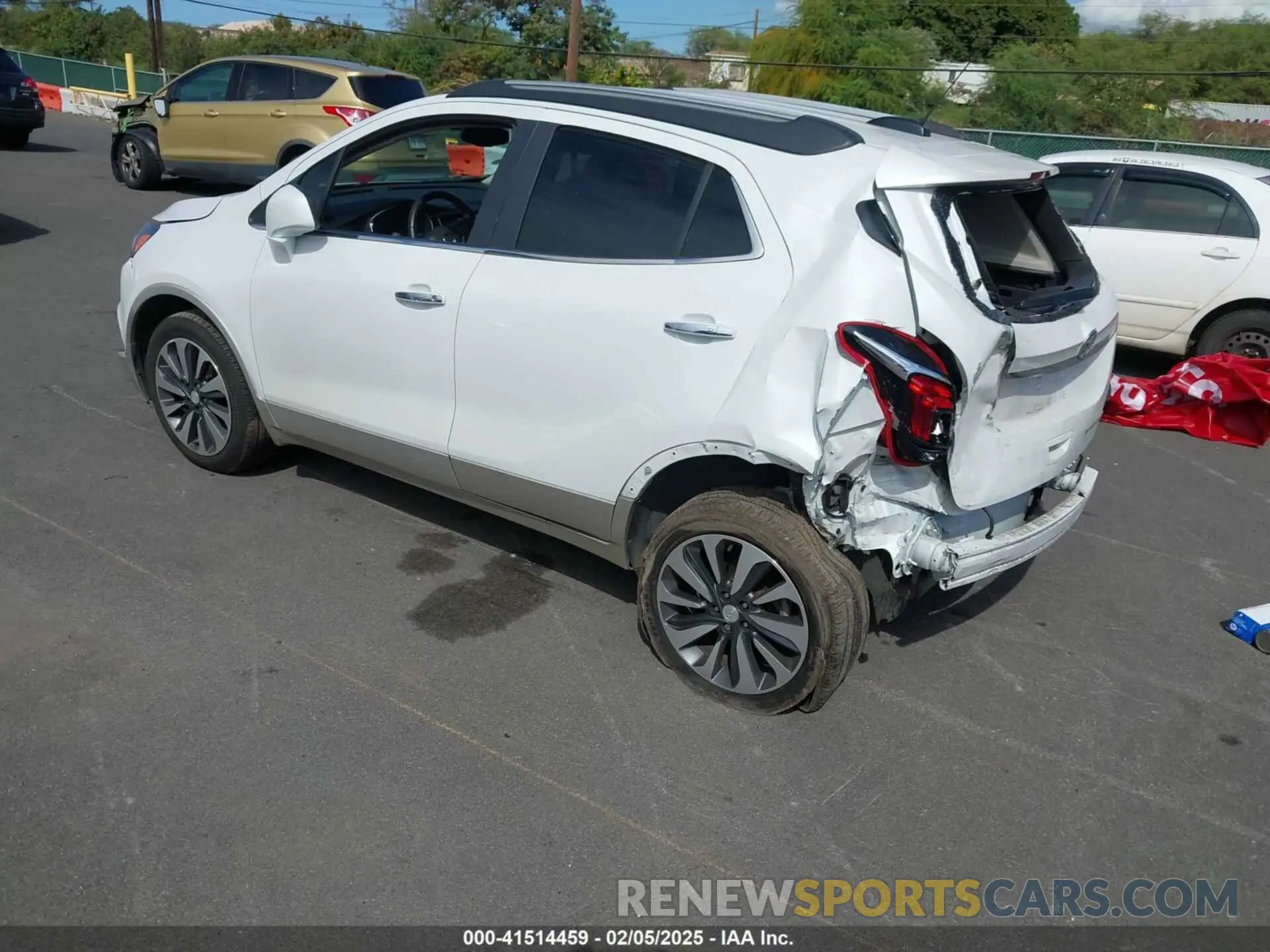3 Фотография поврежденного автомобиля KL4CJASB3MB314406 BUICK ENCORE 2021