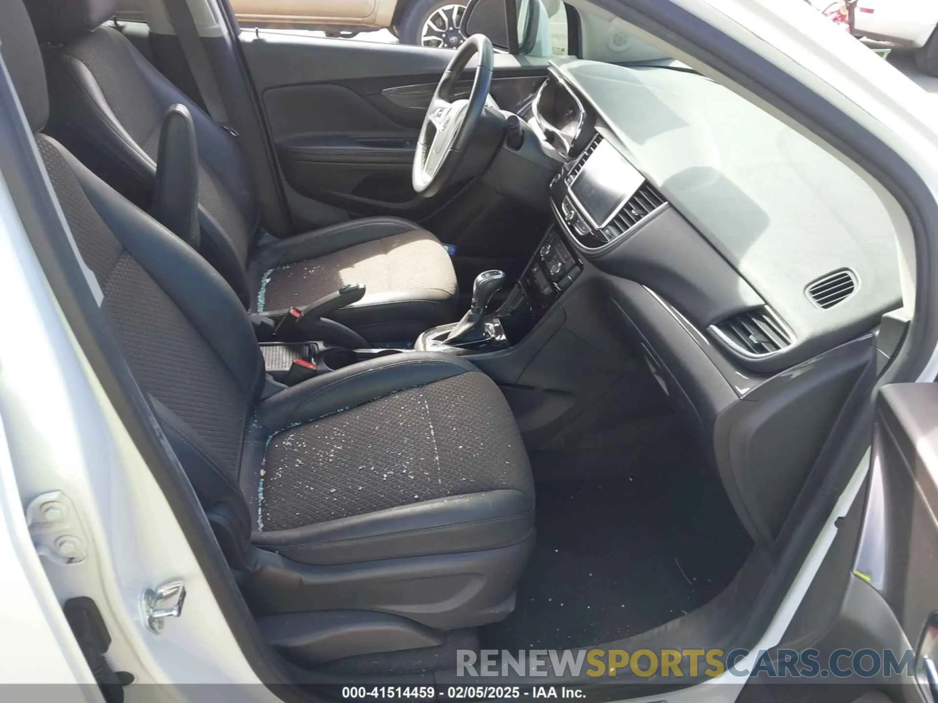 5 Фотография поврежденного автомобиля KL4CJASB3MB314406 BUICK ENCORE 2021