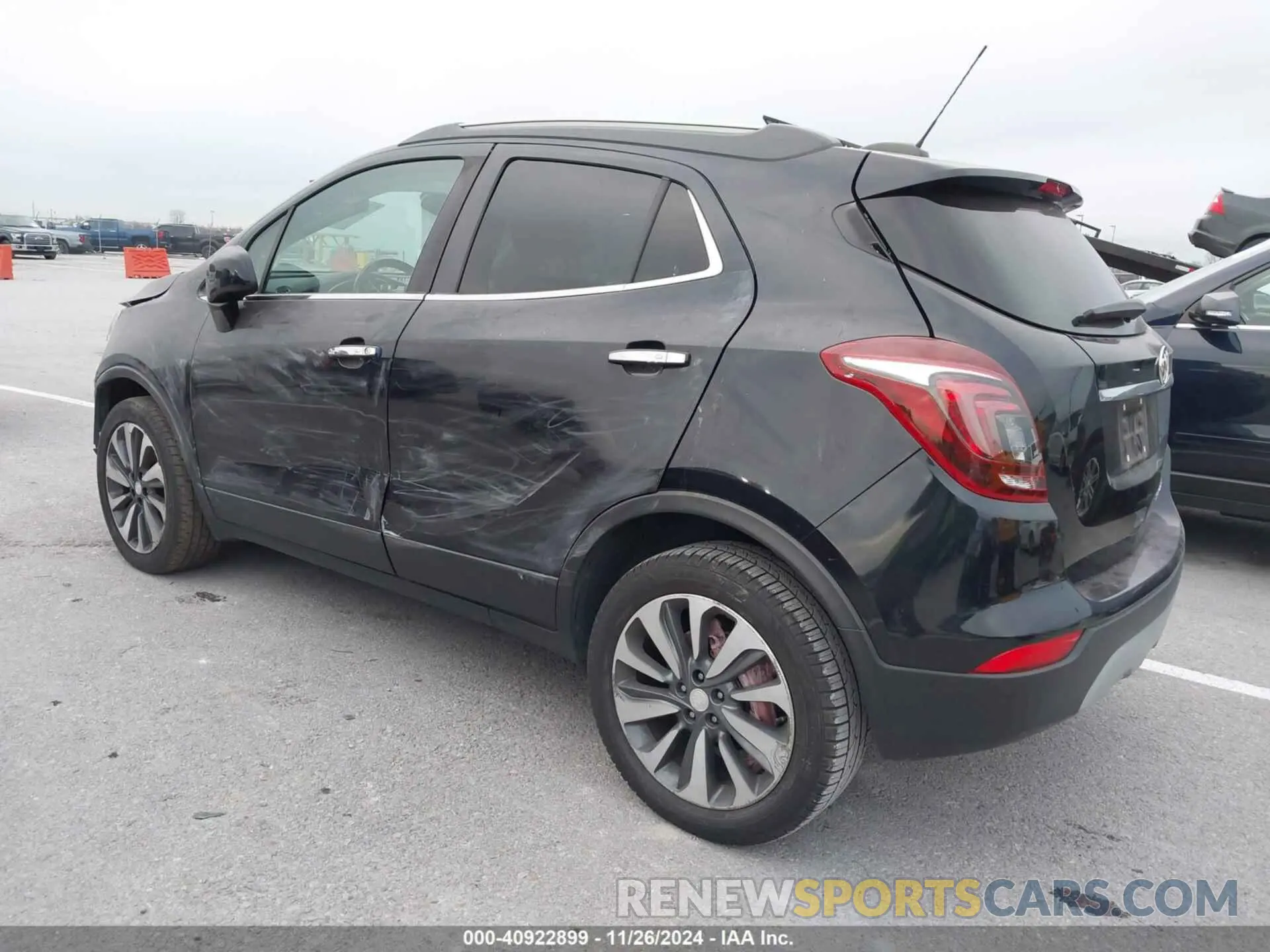 3 Фотография поврежденного автомобиля KL4CJASB4MB333272 BUICK ENCORE 2021
