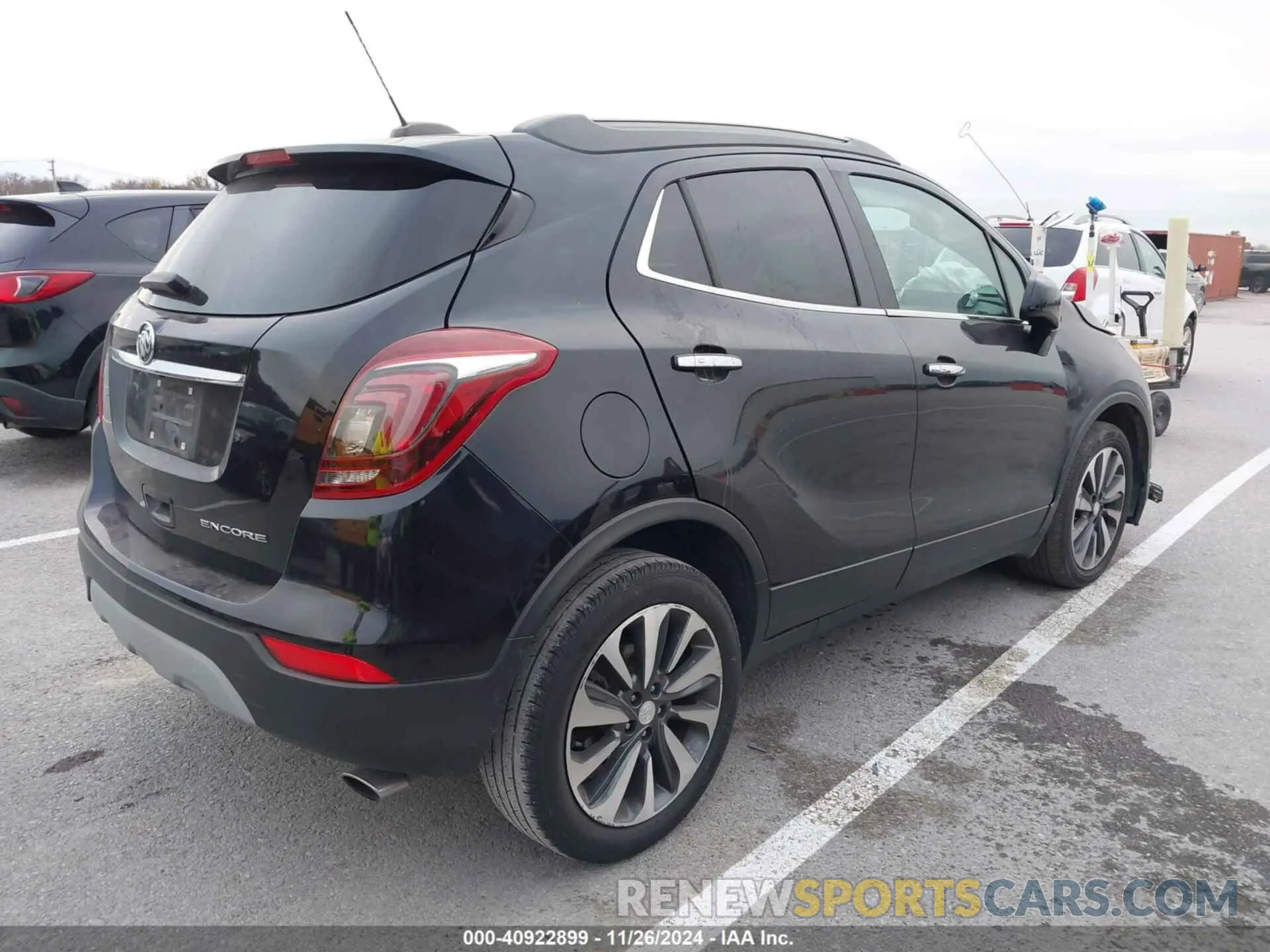 4 Фотография поврежденного автомобиля KL4CJASB4MB333272 BUICK ENCORE 2021