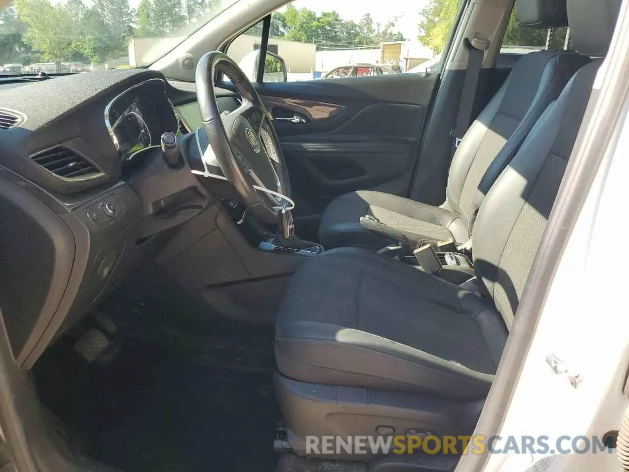 7 Фотография поврежденного автомобиля KL4CJASB5MB304878 BUICK ENCORE 2021