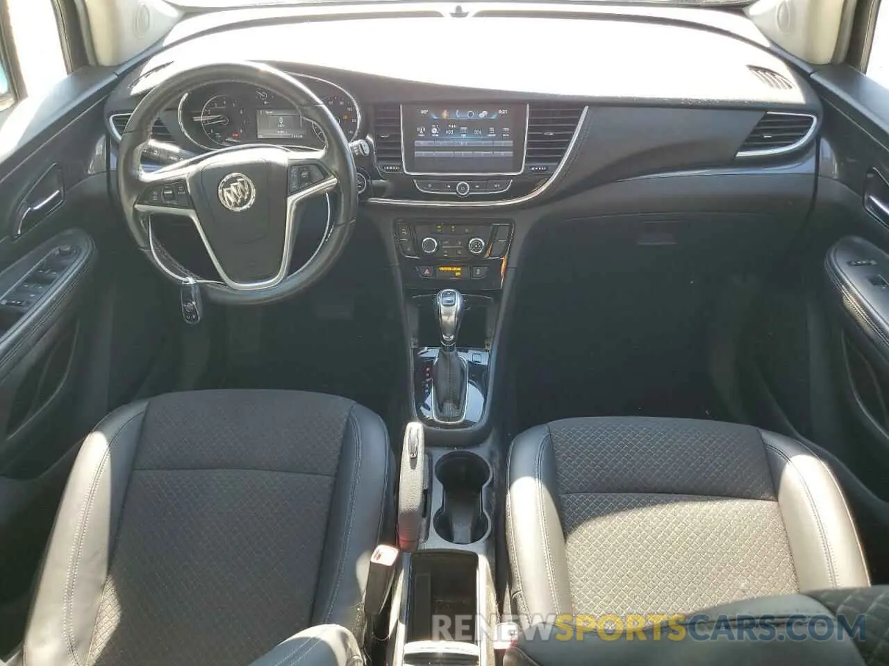 8 Фотография поврежденного автомобиля KL4CJASB5MB304878 BUICK ENCORE 2021