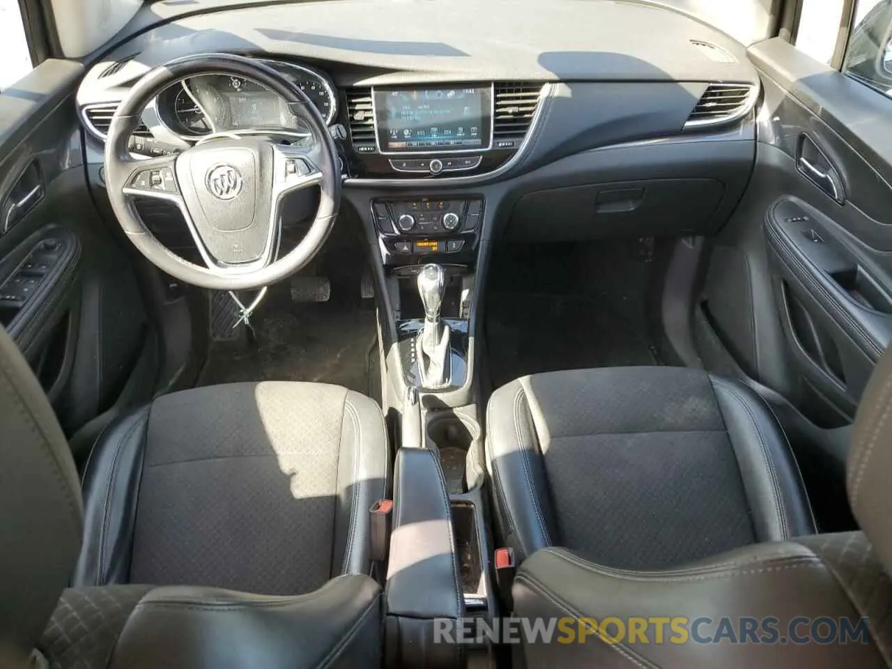8 Фотография поврежденного автомобиля KL4CJASB5MB334012 BUICK ENCORE 2021