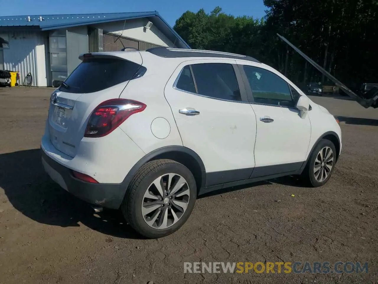 3 Фотография поврежденного автомобиля KL4CJASB5MB339551 BUICK ENCORE 2021