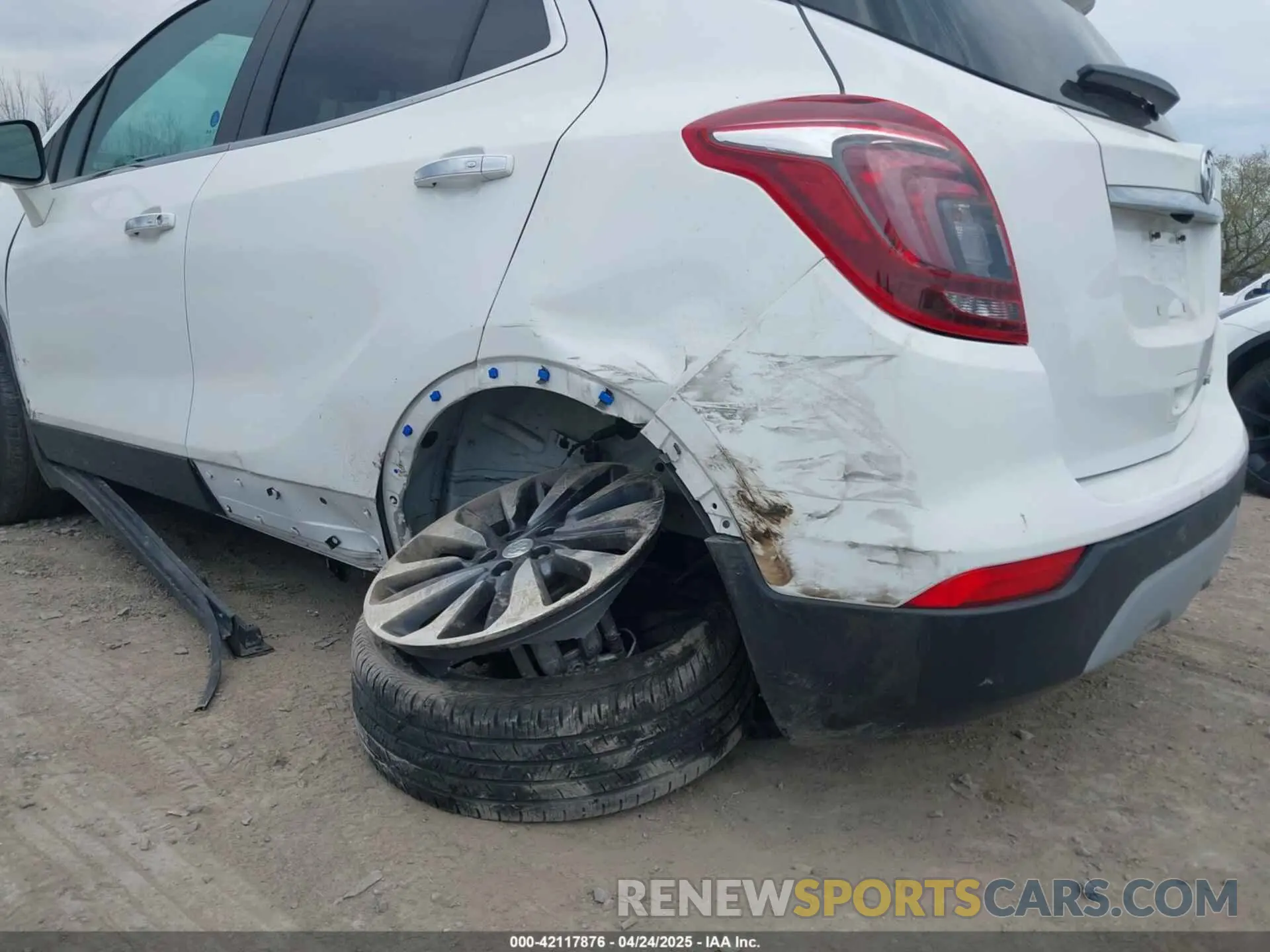 6 Фотография поврежденного автомобиля KL4CJESB3MB331438 BUICK ENCORE 2021