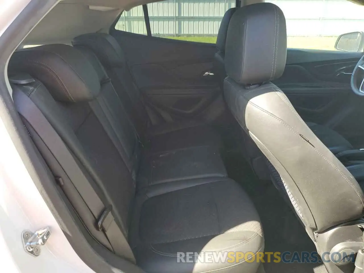 11 Фотография поврежденного автомобиля KL4CJESB9MB344694 BUICK ENCORE 2021
