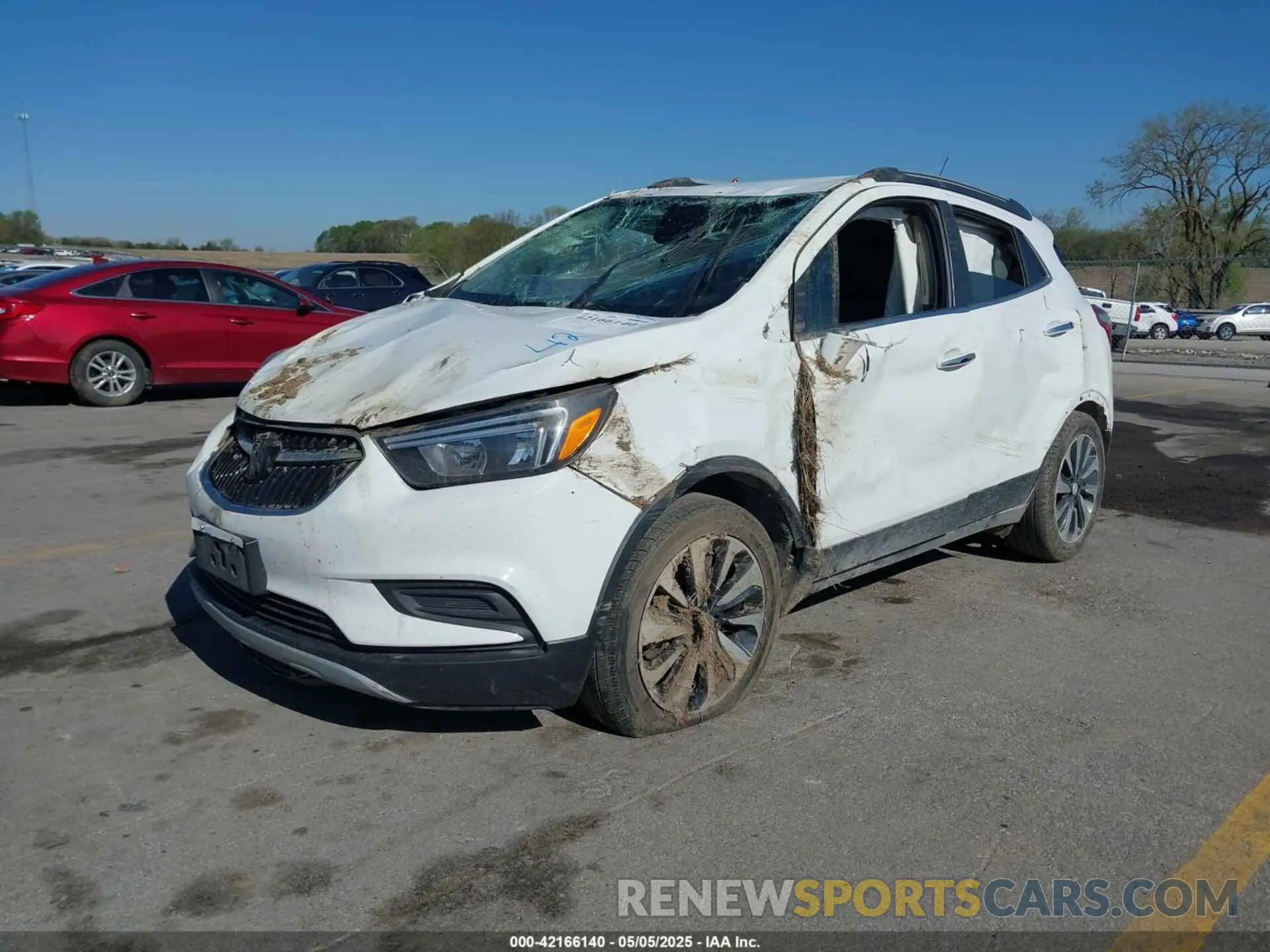 2 Фотография поврежденного автомобиля KL4CJESM2MB372354 BUICK ENCORE 2021