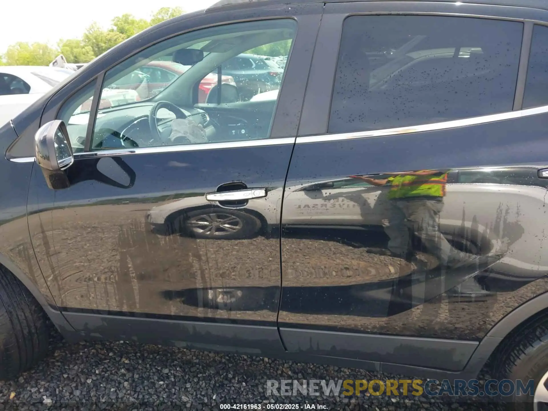 13 Photograph of a damaged car KL4CJESM2MB372600 BUICK ENCORE 2021