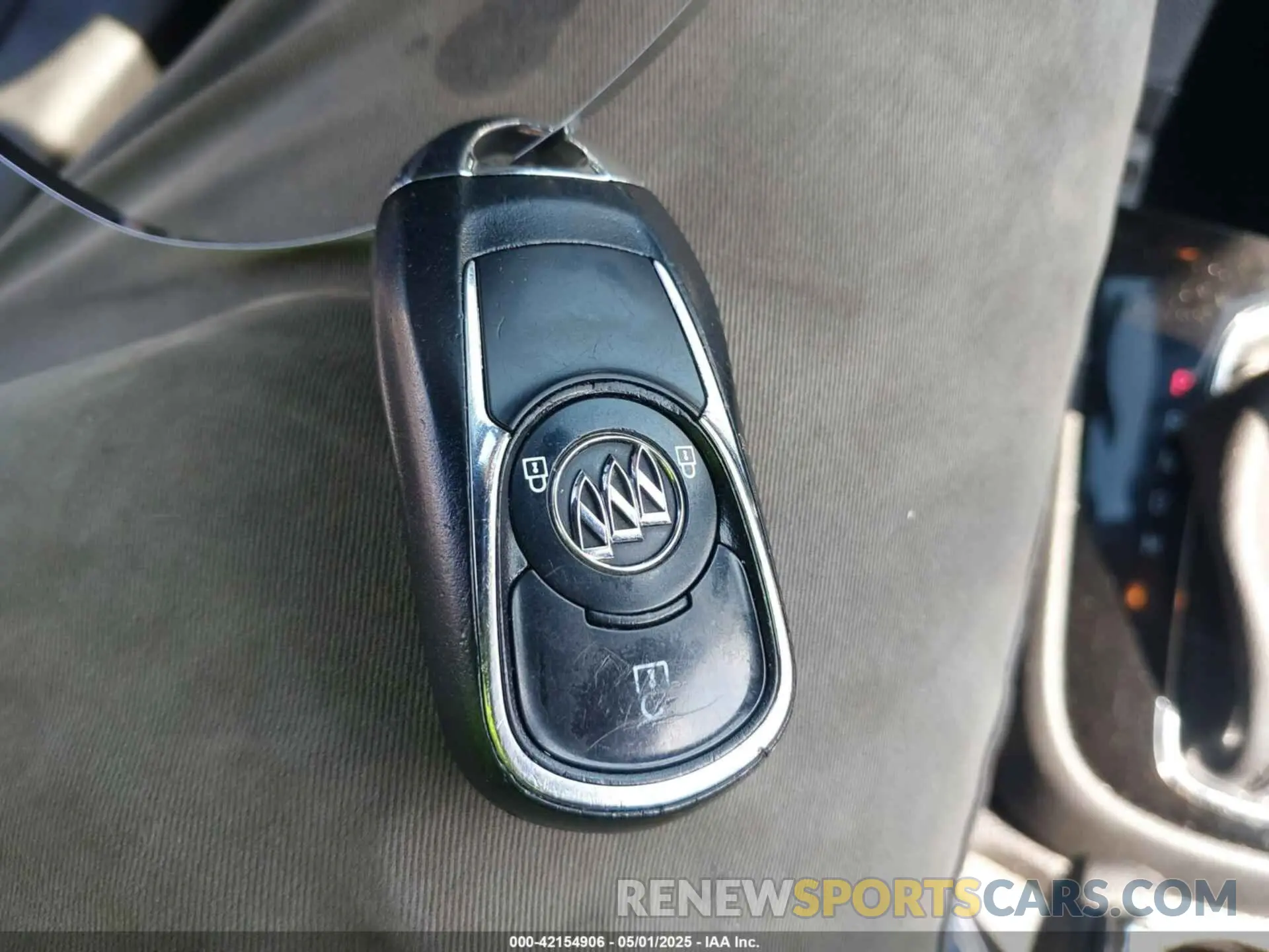 11 Фотография поврежденного автомобиля KL4CJESM5MB371800 BUICK ENCORE 2021