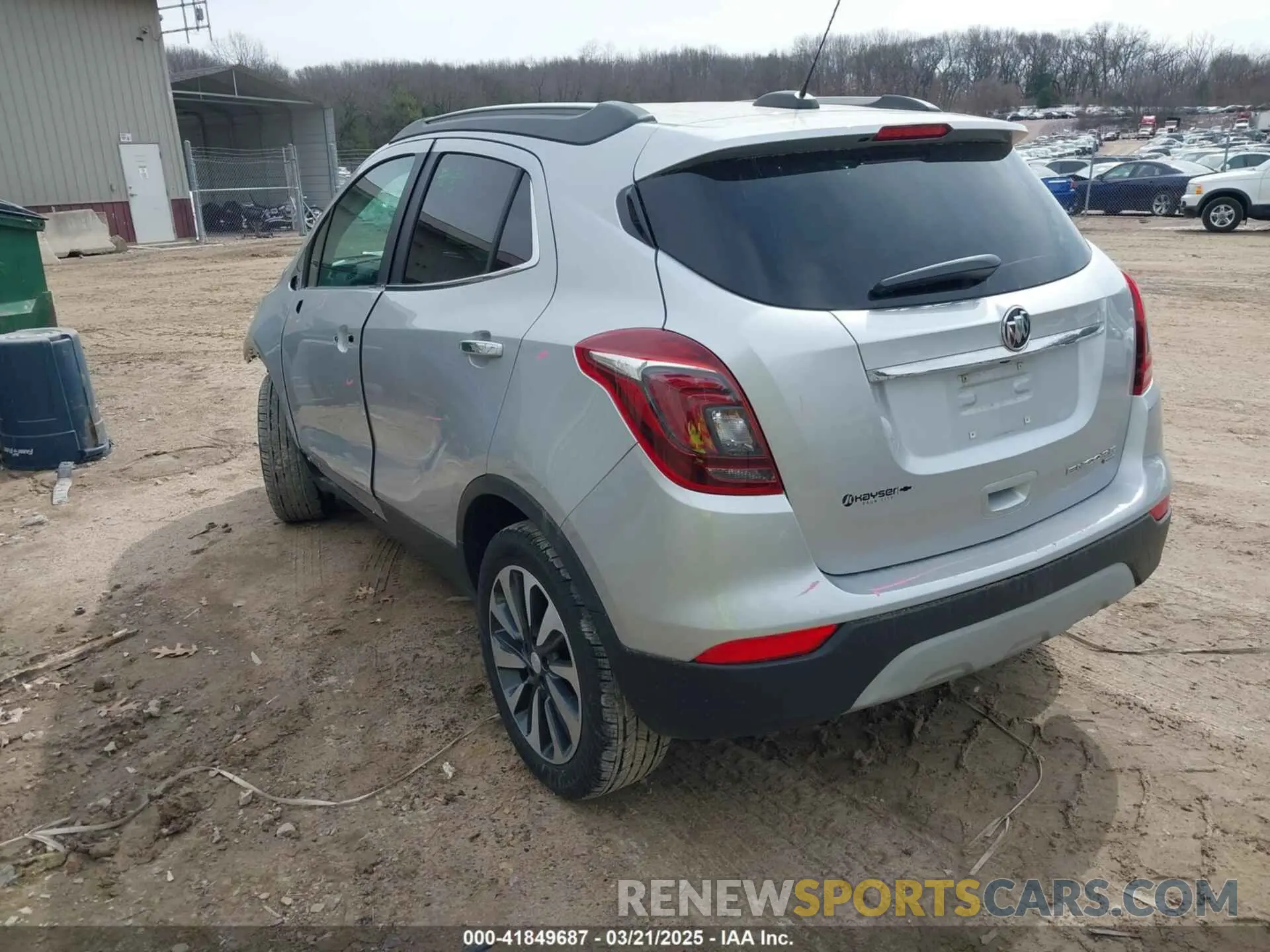 3 Фотография поврежденного автомобиля KL4CJESM6MB372518 BUICK ENCORE 2021