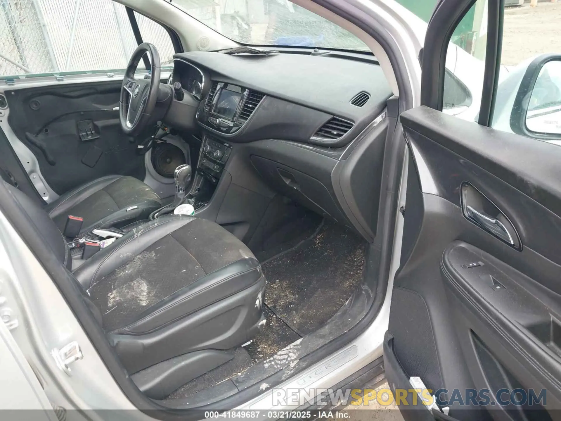 5 Фотография поврежденного автомобиля KL4CJESM6MB372518 BUICK ENCORE 2021
