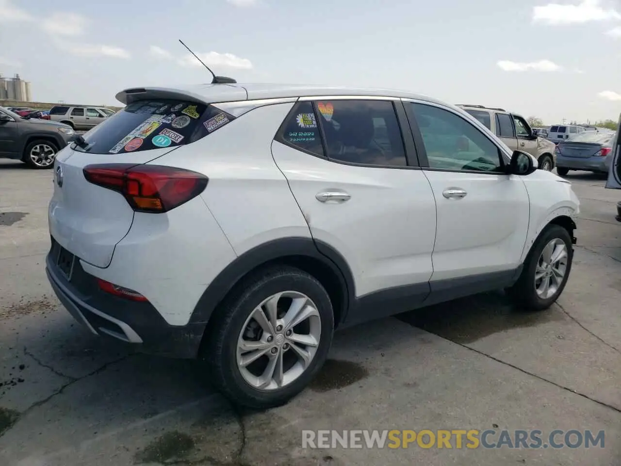 3 Фотография поврежденного автомобиля KL4MMBS24MB055359 BUICK ENCORE 2021