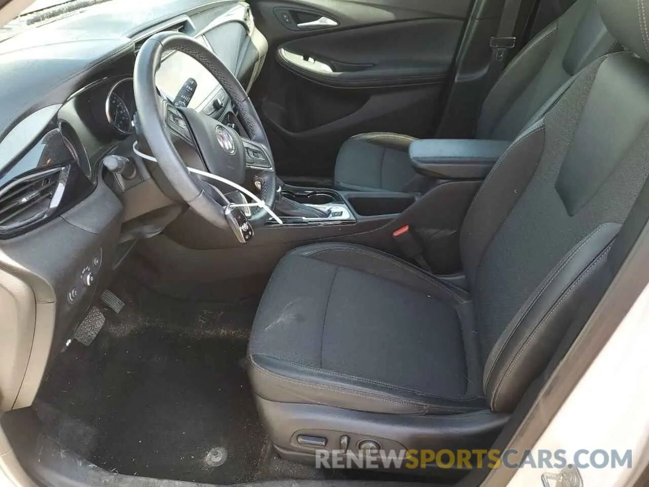 7 Фотография поврежденного автомобиля KL4MMBS26MB085110 BUICK ENCORE 2021