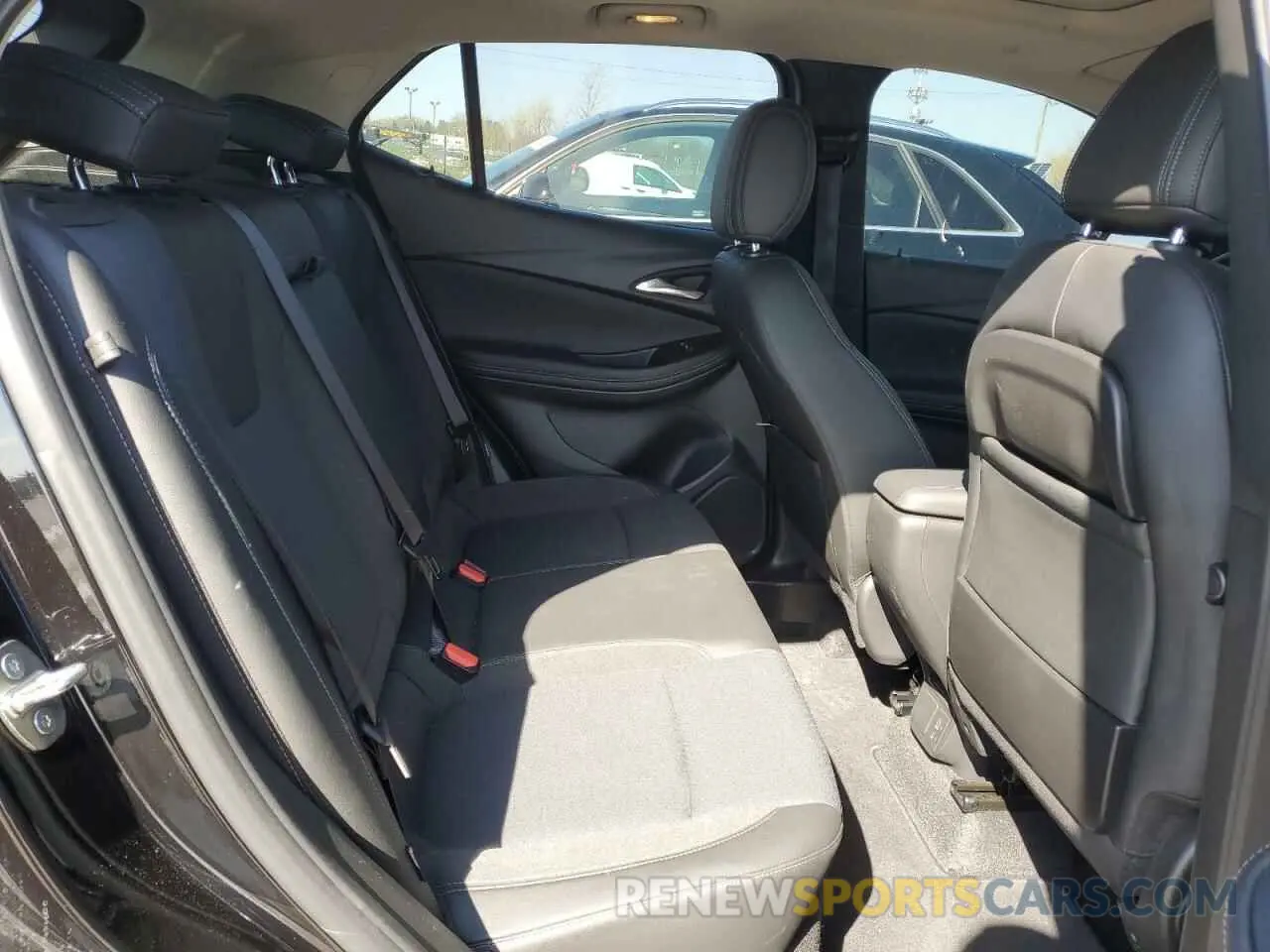 12 Фотография поврежденного автомобиля KL4MMDS22MB051323 BUICK ENCORE 2021