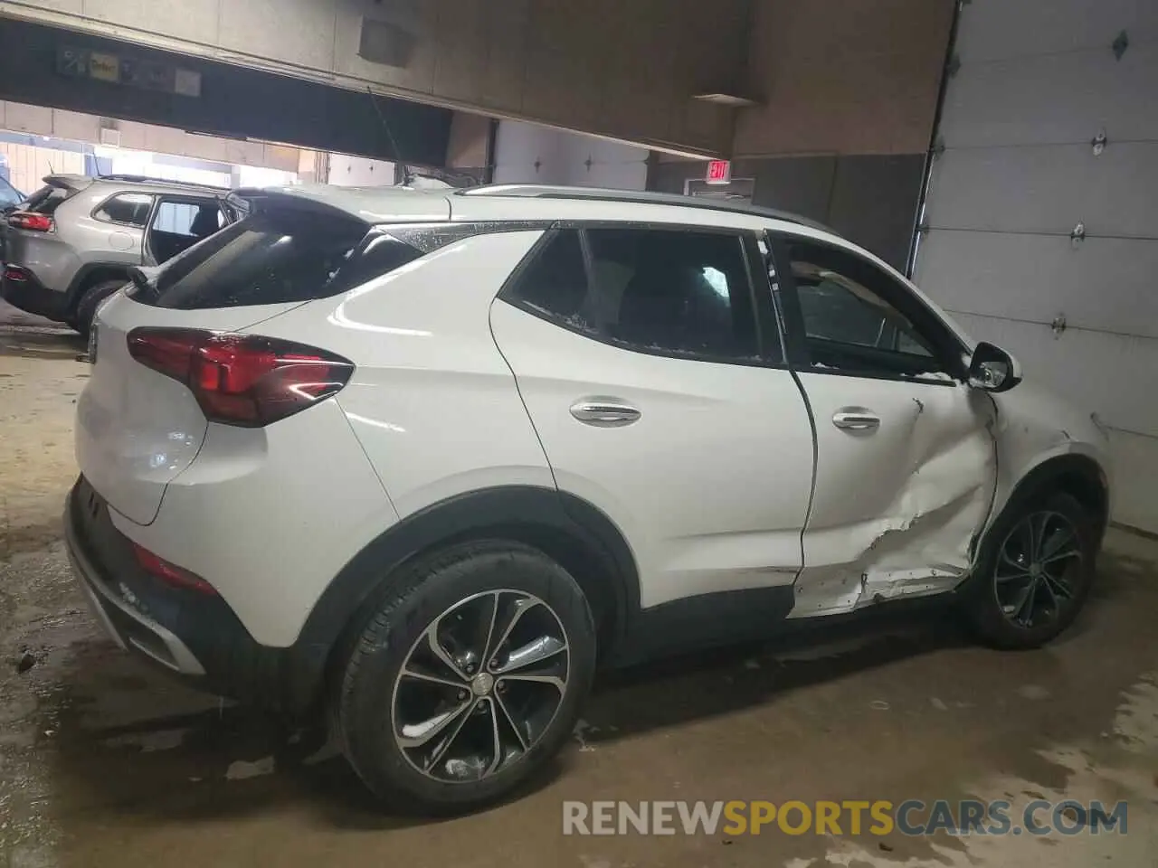 3 Фотография поврежденного автомобиля KL4MMDS2XMB118654 BUICK ENCORE 2021