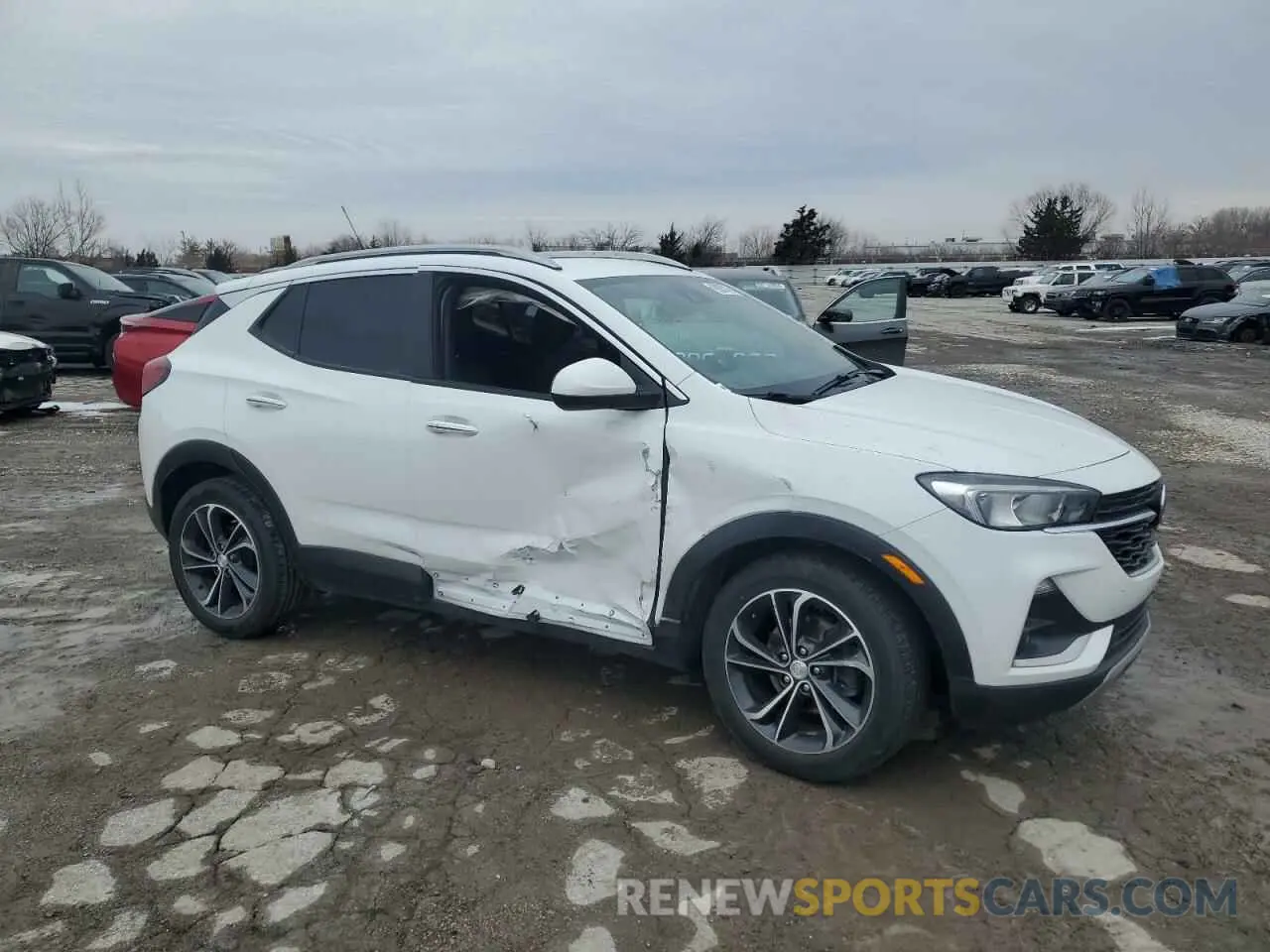 4 Фотография поврежденного автомобиля KL4MMDS2XMB118654 BUICK ENCORE 2021