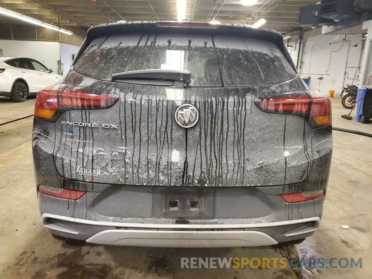 6 Фотография поврежденного автомобиля KL4MMDSLXMB049988 BUICK ENCORE 2021