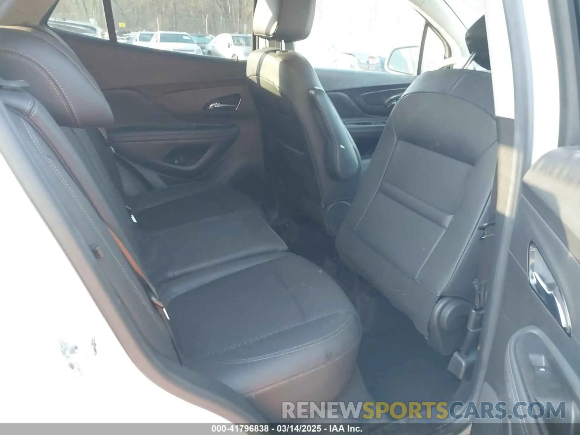 8 Photograph of a damaged car KL4CJASM4NB551876 BUICK ENCORE 2022