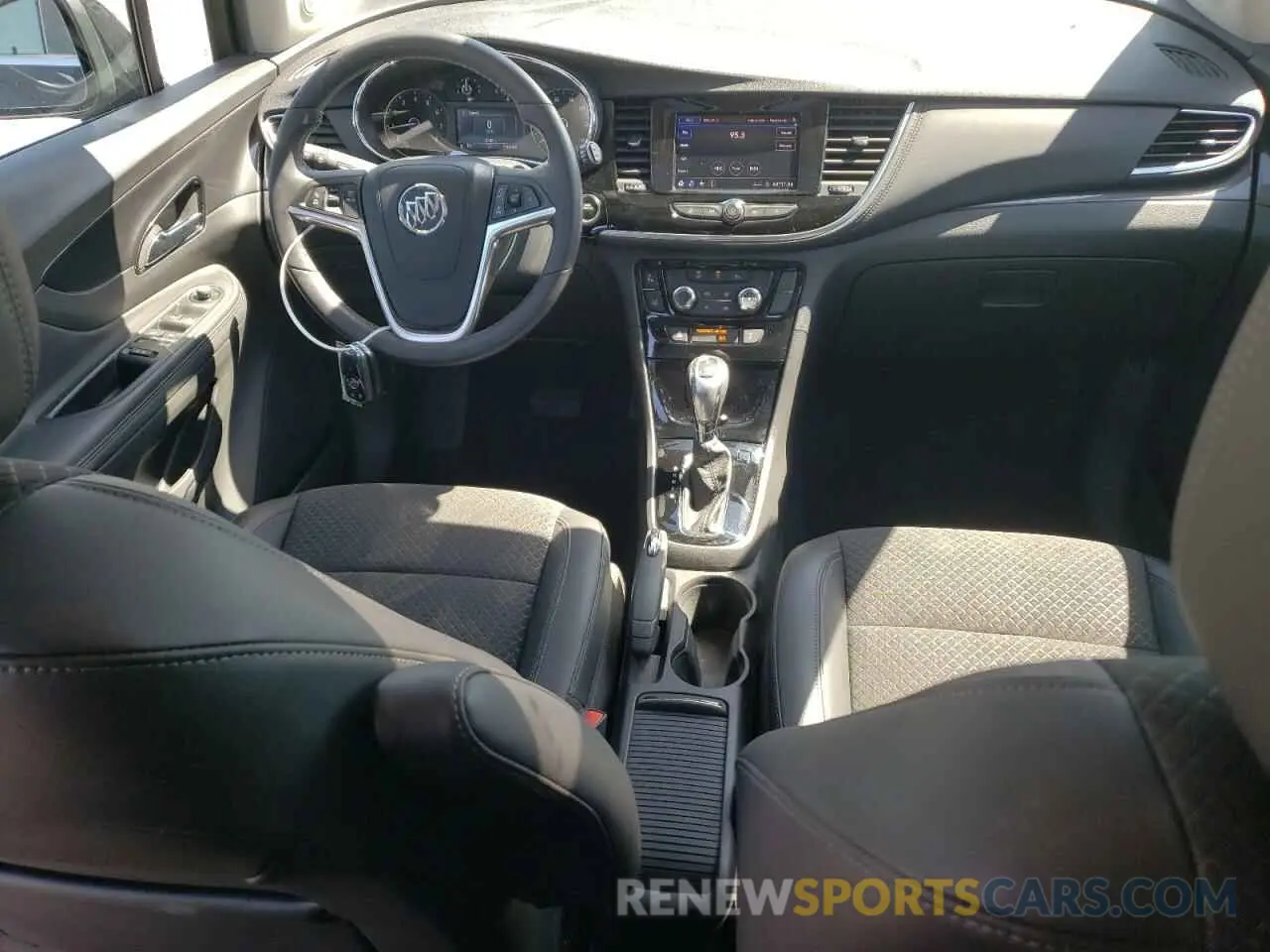 8 Фотография поврежденного автомобиля KL4CJESM6NB502122 BUICK ENCORE 2022