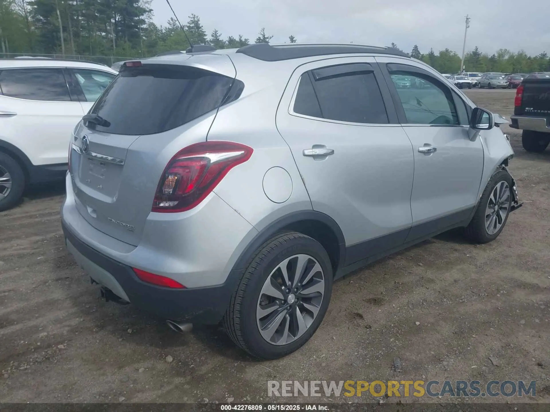 4 Фотография поврежденного автомобиля KL4CJESM6NB518420 BUICK ENCORE 2022