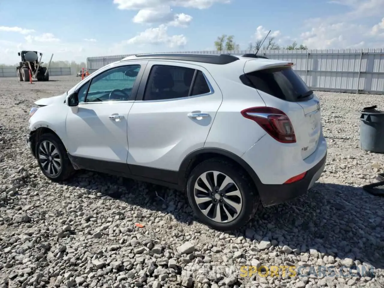 2 Фотография поврежденного автомобиля KL4CJESMXNB527346 BUICK ENCORE 2022