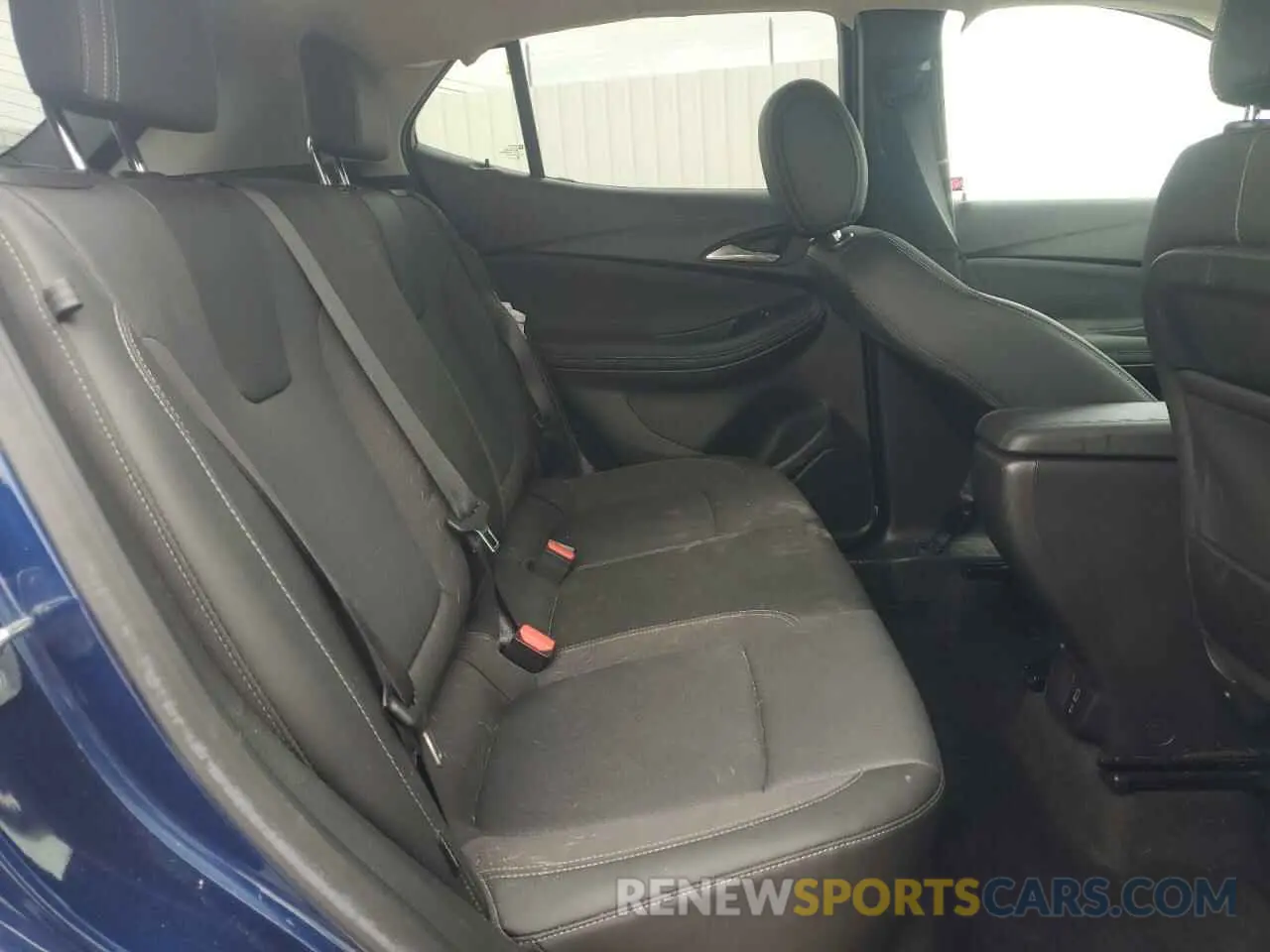 11 Photograph of a damaged car KL4MMBS20NB094645 BUICK ENCORE 2022