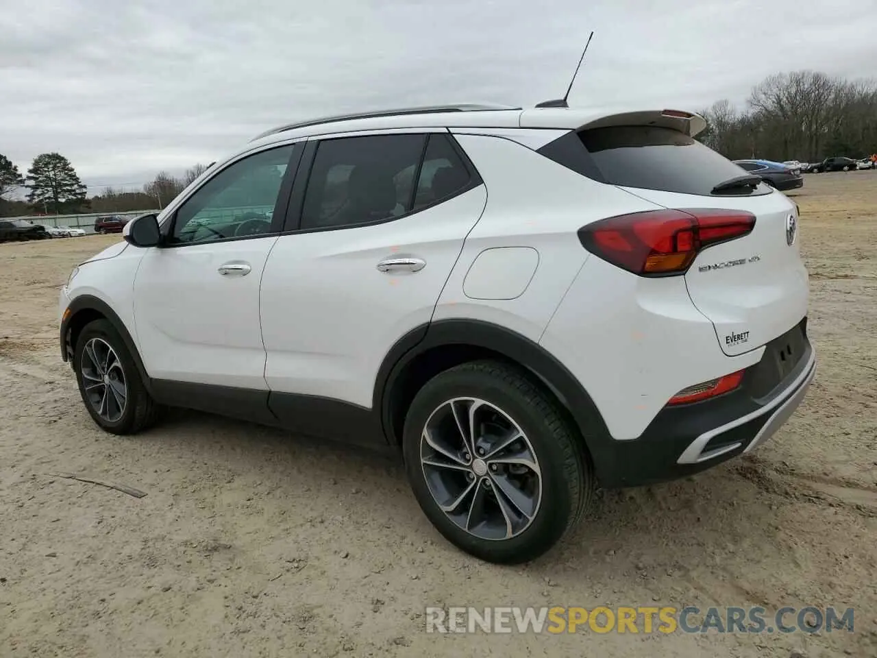 2 Фотография поврежденного автомобиля KL4MMDS27NB145957 BUICK ENCORE 2022