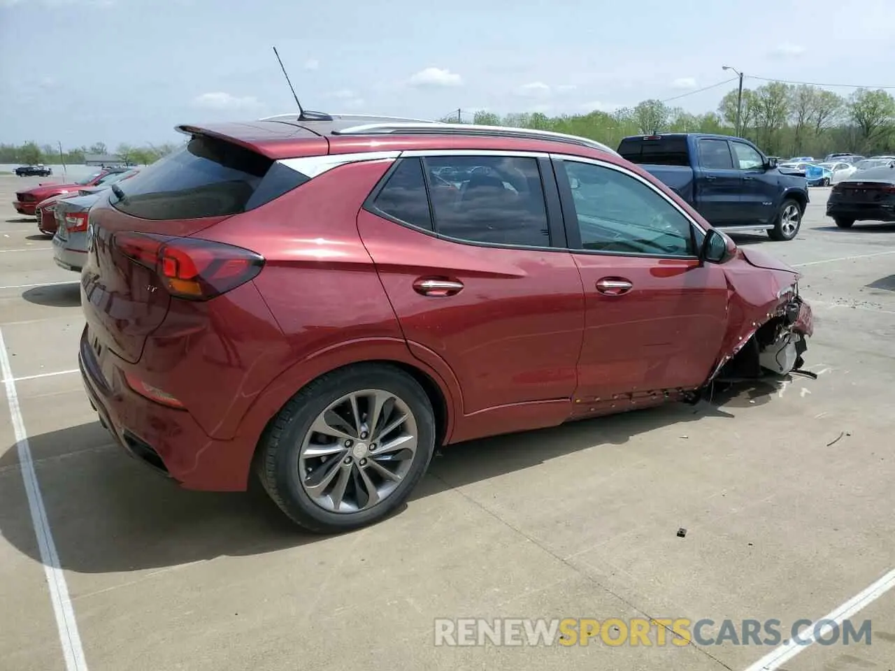 3 Фотография поврежденного автомобиля KL4MMDSL2NB107626 BUICK ENCORE 2022