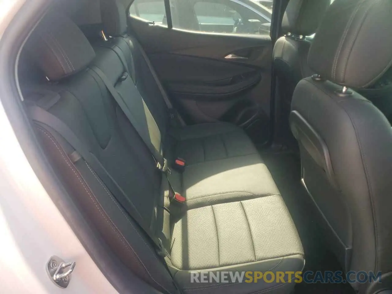 10 Photograph of a damaged car KL4MMFSL0NB135288 BUICK ENCORE 2022