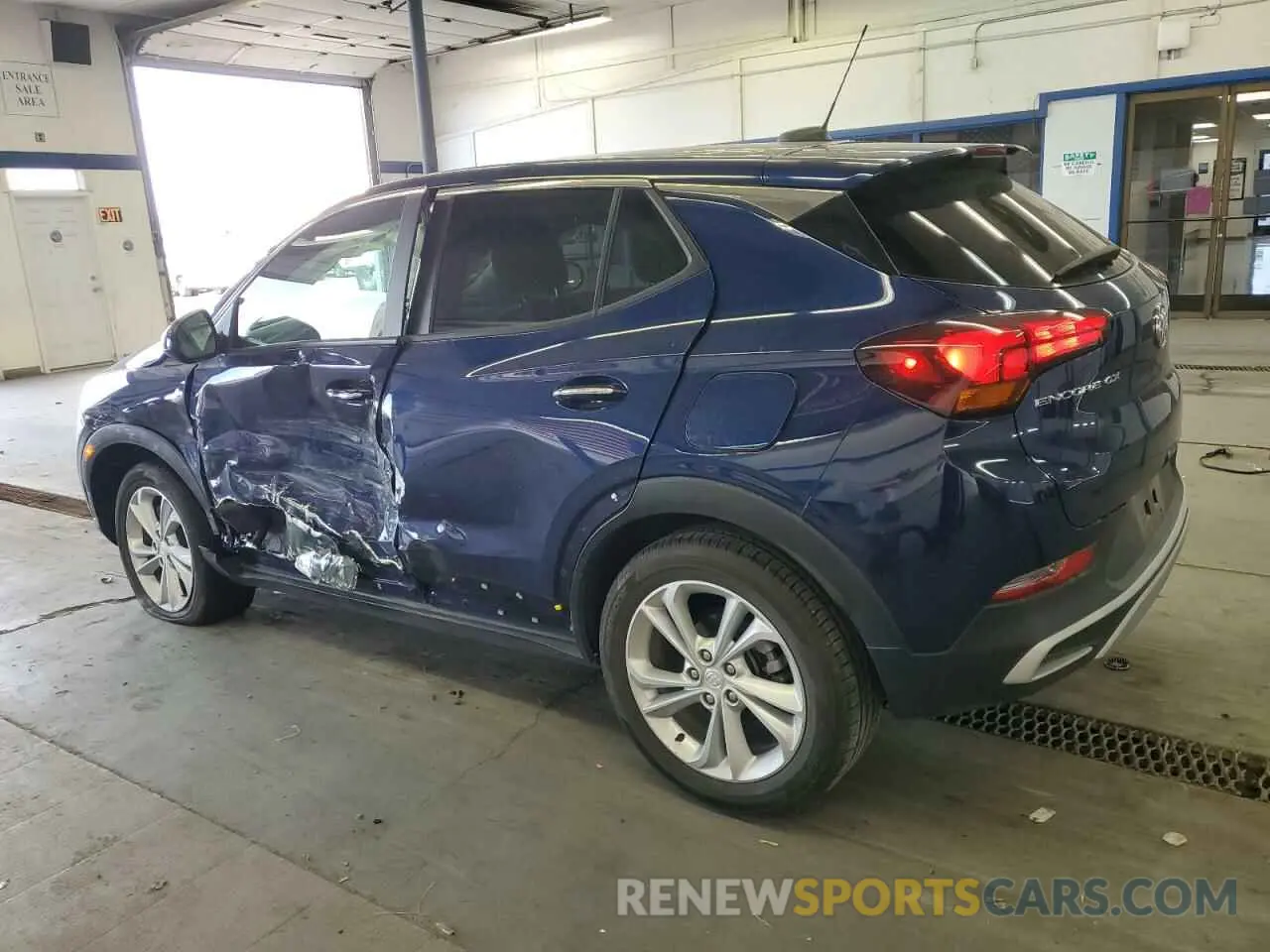 2 Фотография поврежденного автомобиля KL4MMBS26PB022321 BUICK ENCORE 2023